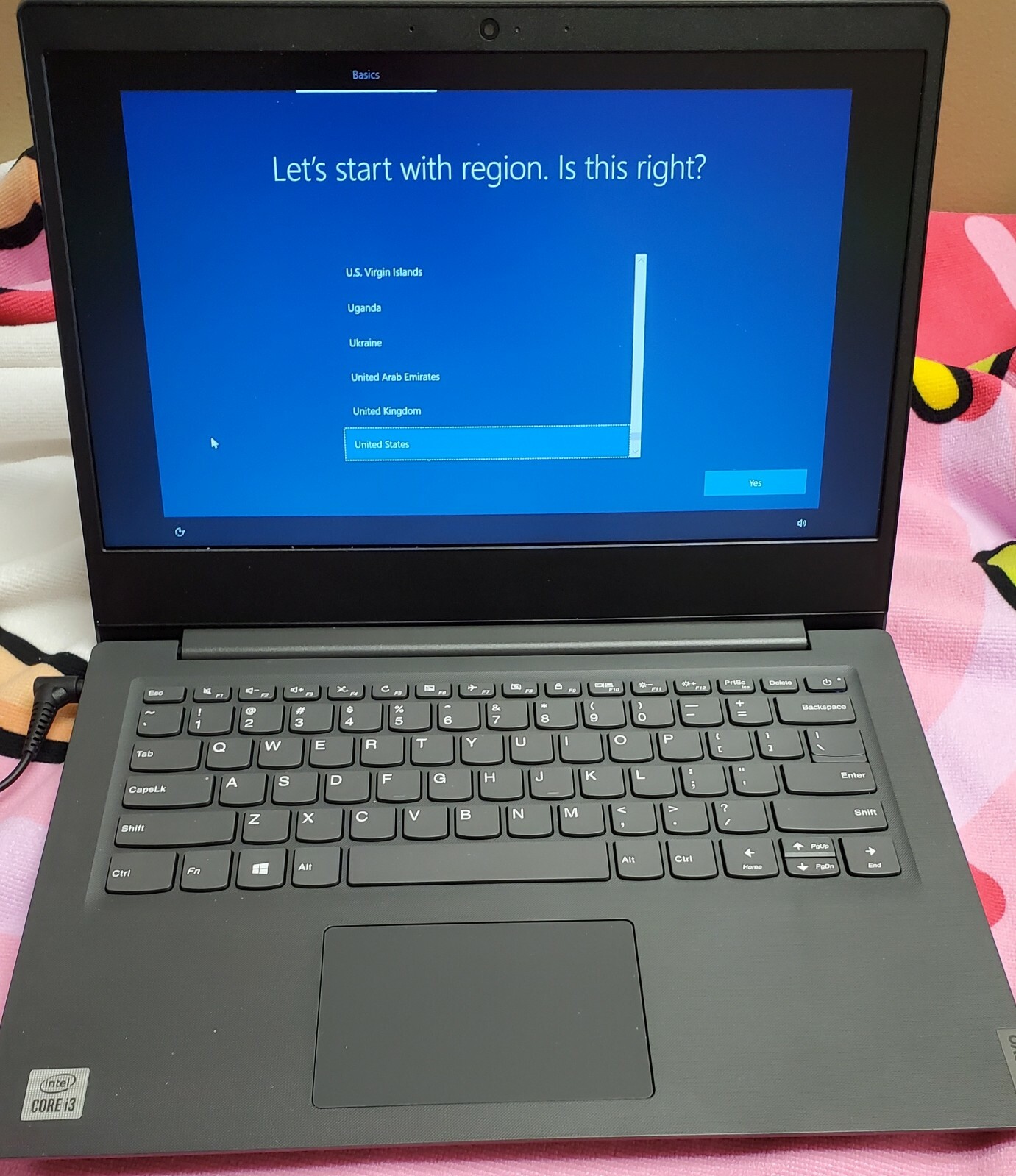 Lenovo V14 IIL 14″ (256GB, Intel Core i3 10th Gen., 1.2 GHz, 8GB) Laptop 82C4