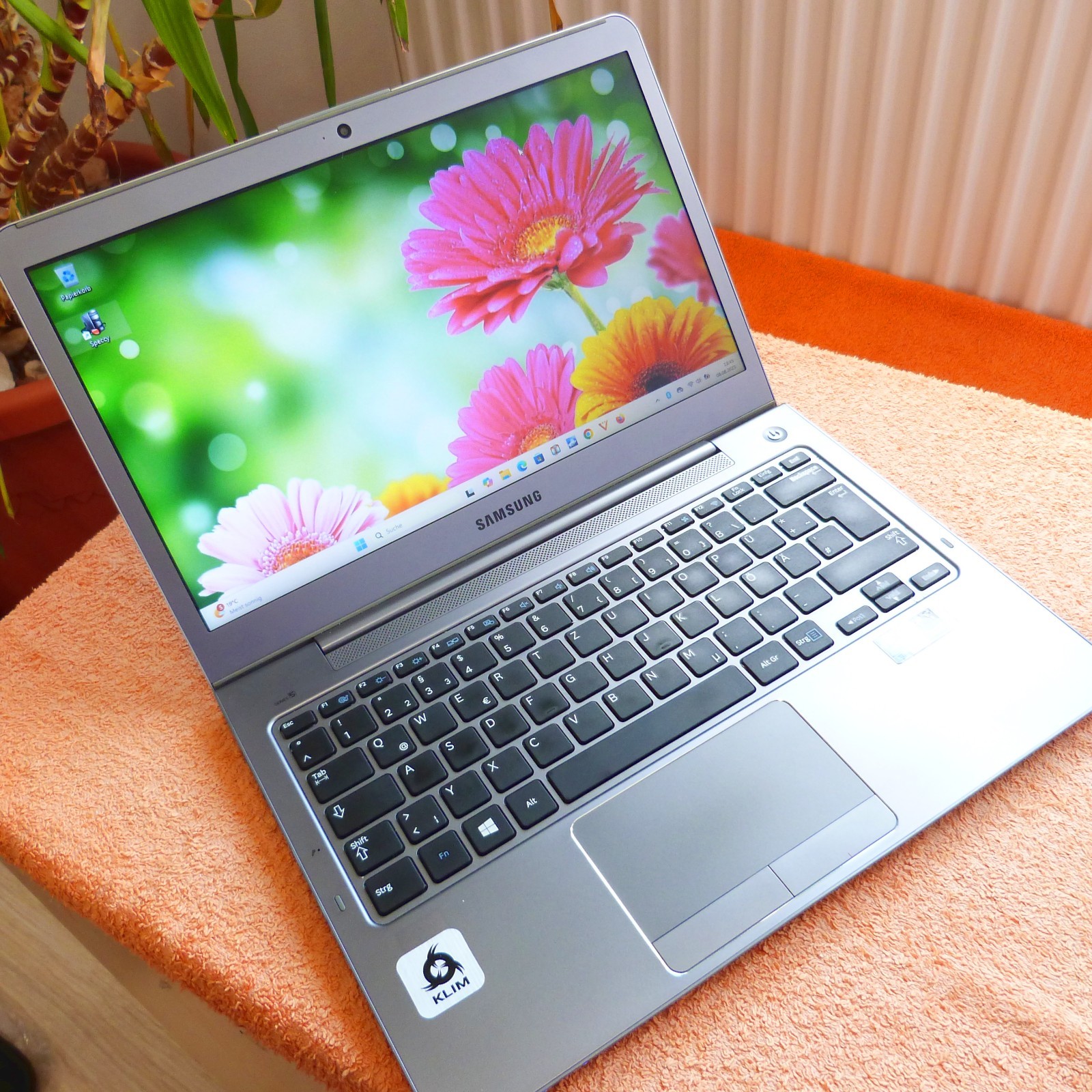 Samsung 530U Business 13″ l METAL ULTRABOOK I 1TB SSD Windows 11 12GB RAM