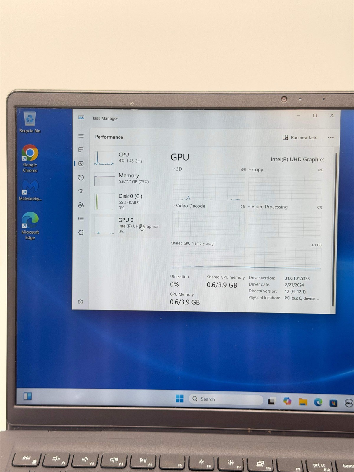 Dell Inspiron 15 3000 Intel Pentium 256GB SSD 8GB RAM 15.6″ Black