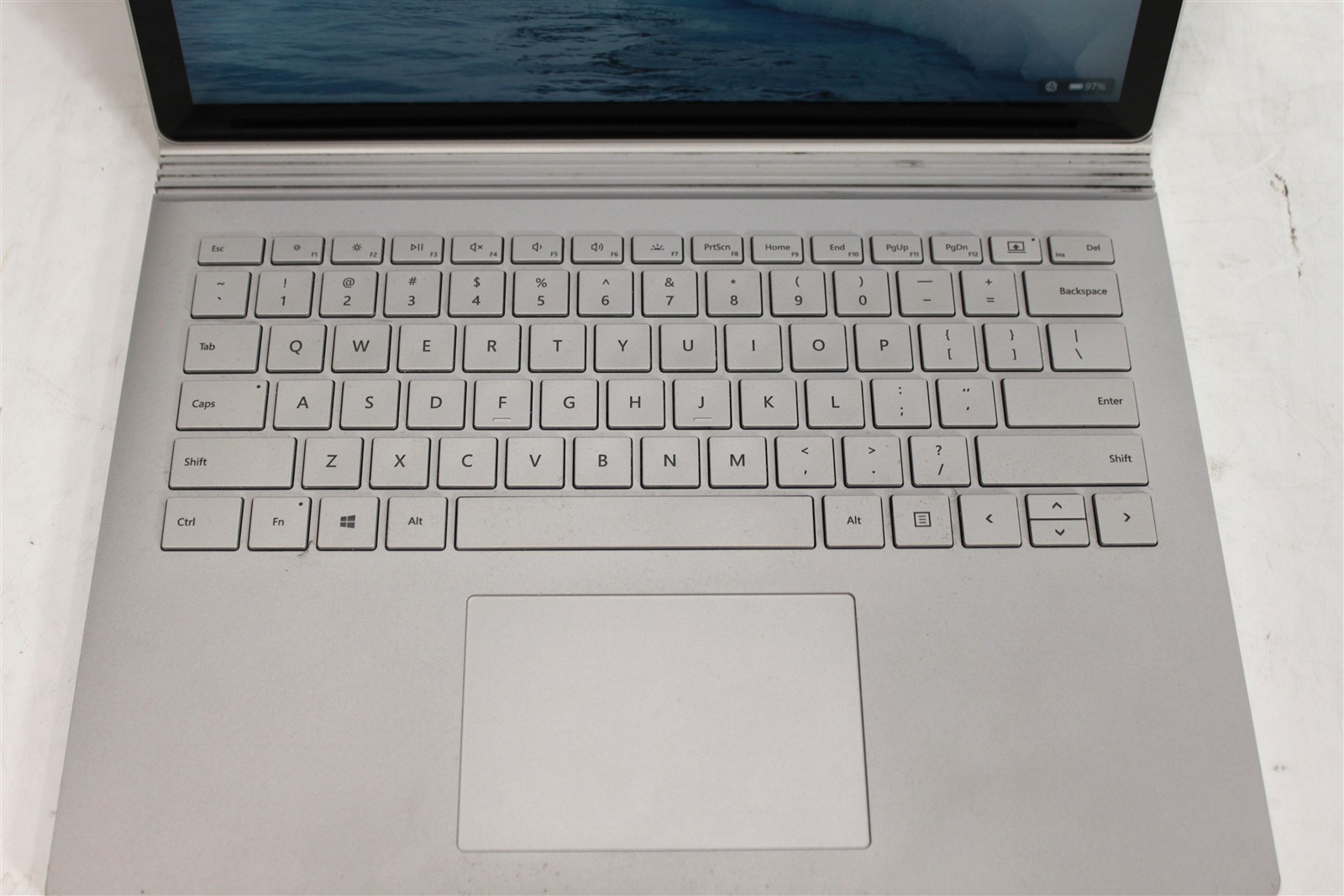 Microsoft Surface Book 2 13.5″ Touch i7-8650U 8GB RAM 256GB SSD Win 11 Pro