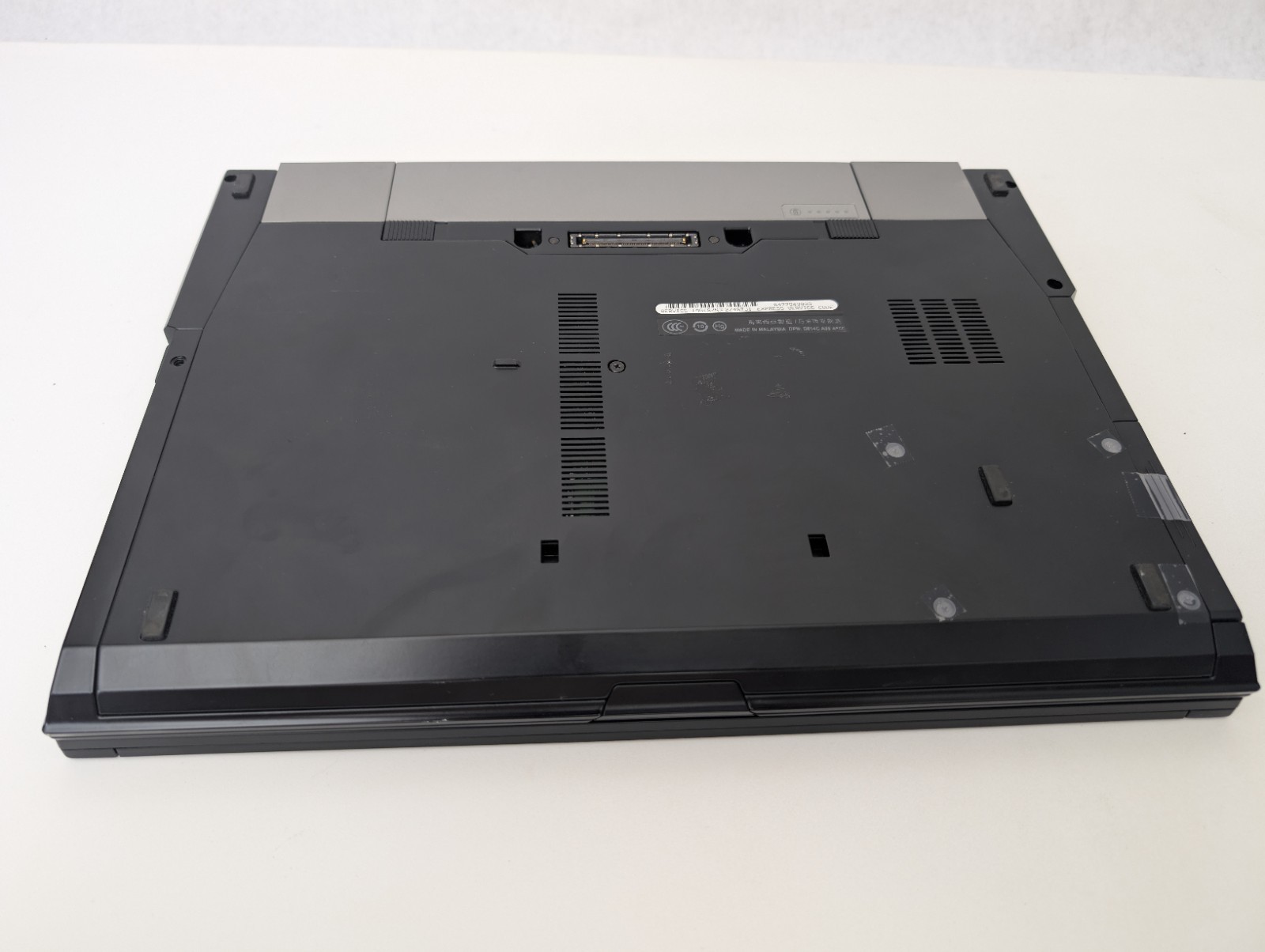 Dell Latitude E6500 Laptop Intel Core 2 Duo 3GB RAM No HDD, OS, Power Adapter