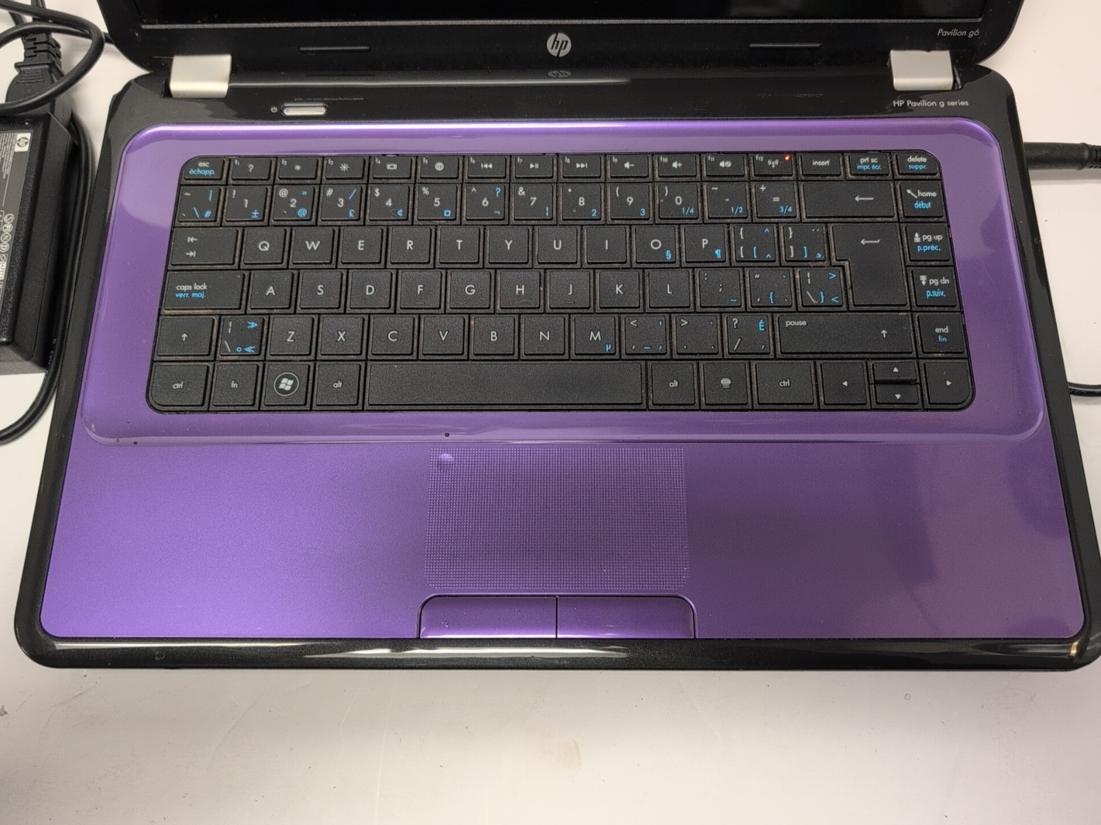 HP PAVILION G6 15.6″ Laptop – AMD E-450 APU/4GB RAM/250GB HDD/ Win XP (*READ) –