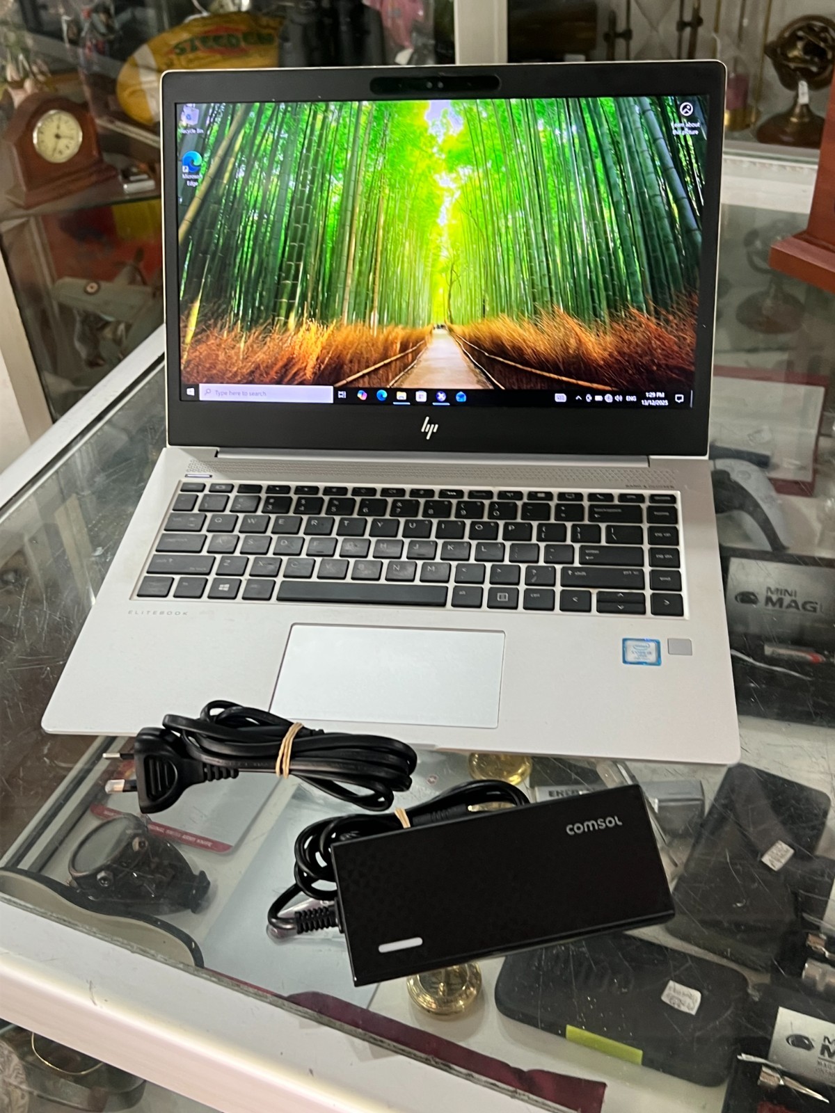 HP ELITBOOK 1040 G4 WINDOWS 10 PRO 256GB SSD HDD 8 GB RAM I5-7300U – FOR PARTS