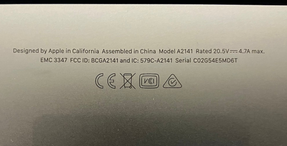 Apple MacBook Pro A2141 16″ AMD Radeon Pro 5500M 2.3GHz Intel i9-9880H 32GB 1TB