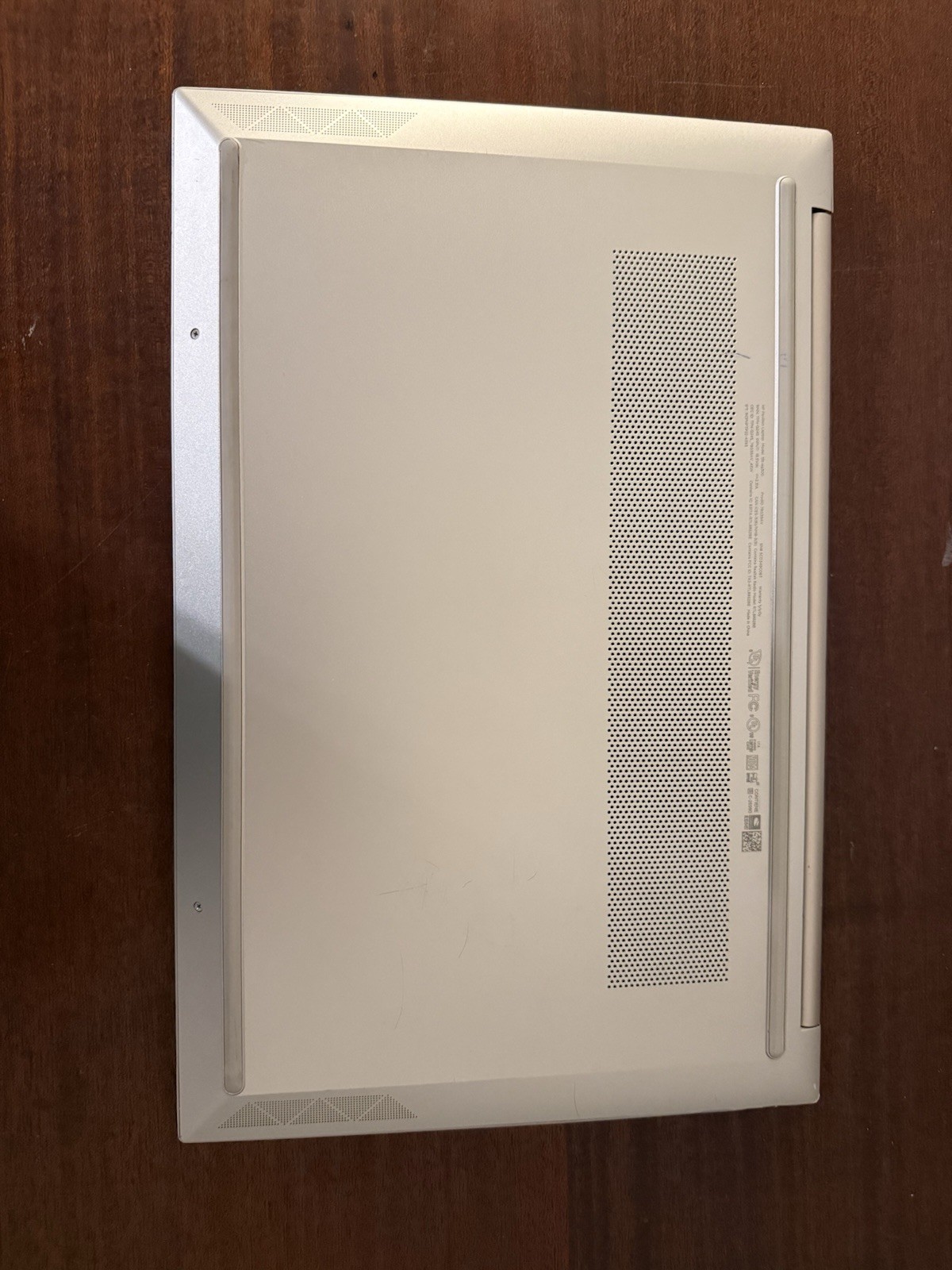 HP Pavilion 15.6″ i7 13th Gen 16GB 512GB SSD Iris Xe Silver Windows 11