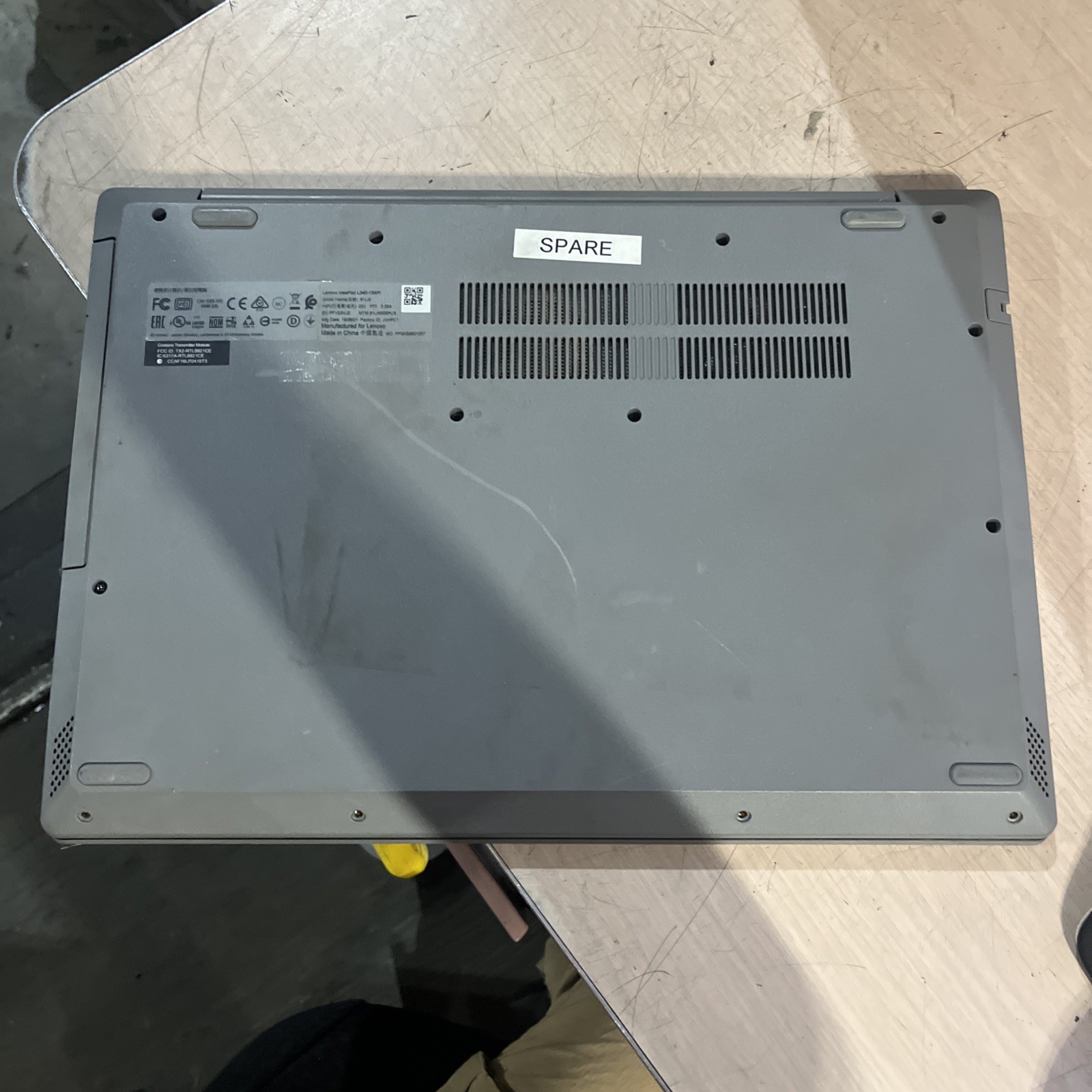 LENOVO IDEAPAD L340 AMD RYZEN 3 8GB RAM NO HD