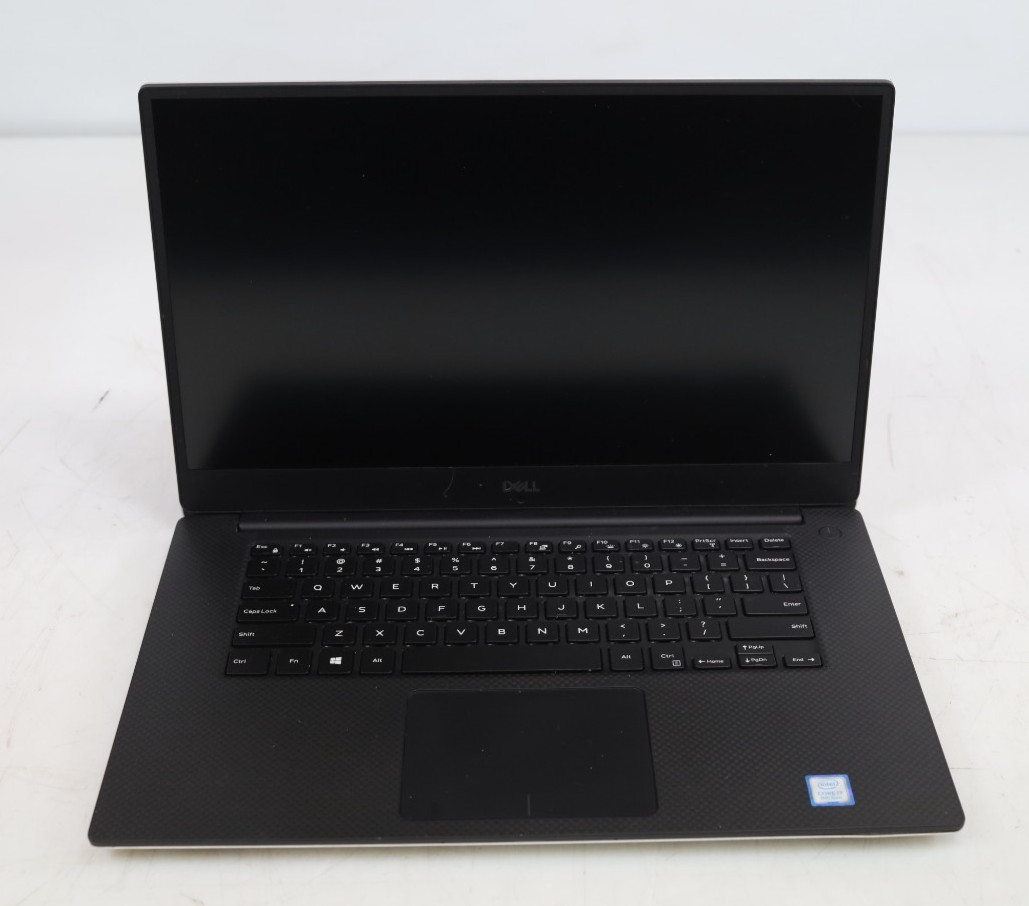 Dell Precision 5530 15.6″ Intel Xeon E-2176M 16GB 512GB Quadro 1000 No COA OS