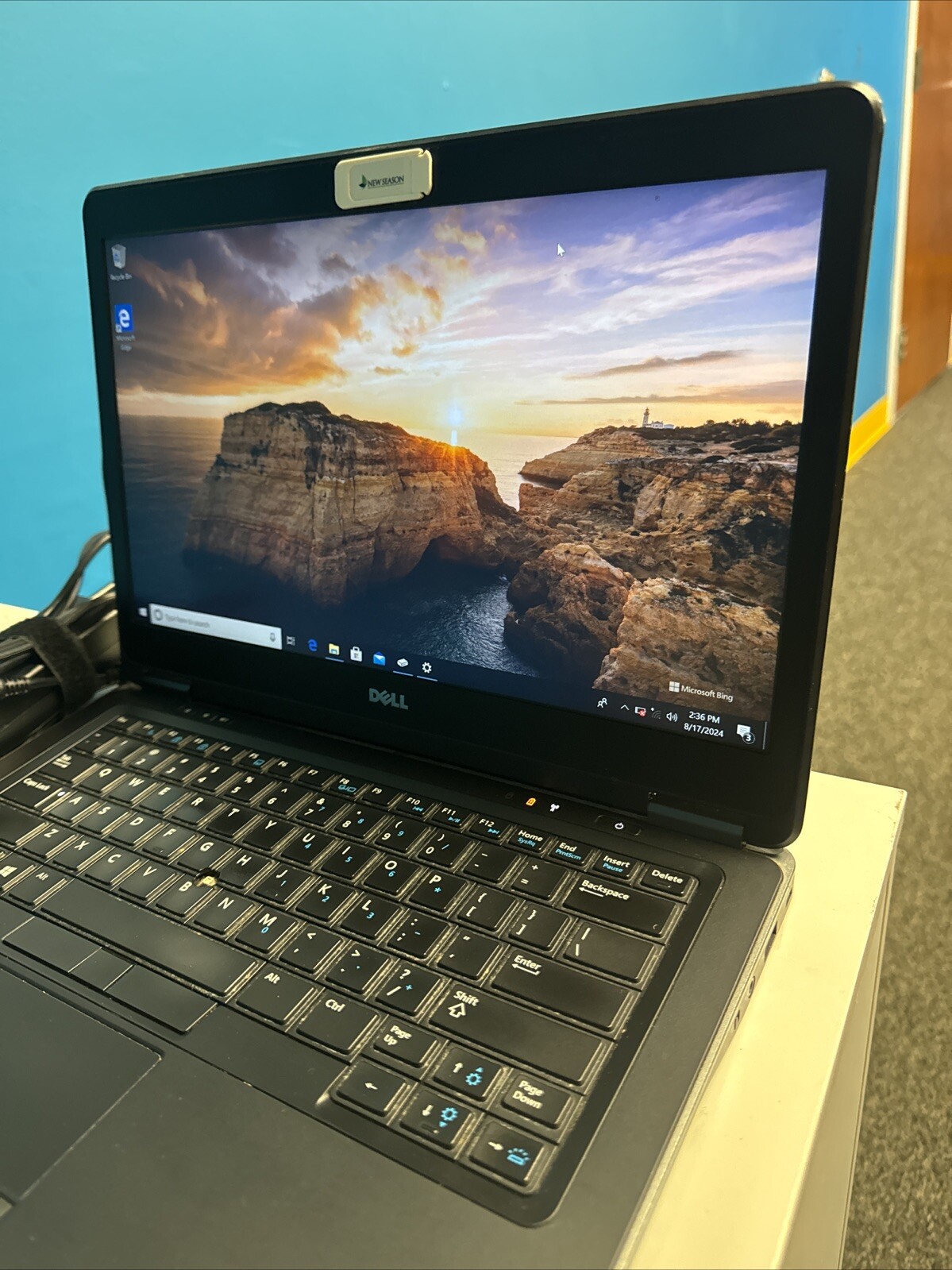 Dell Latitude E7440 14″ Intel Core i5-4310U 2.00 GHz 8 GB 237 GB SSD W10P