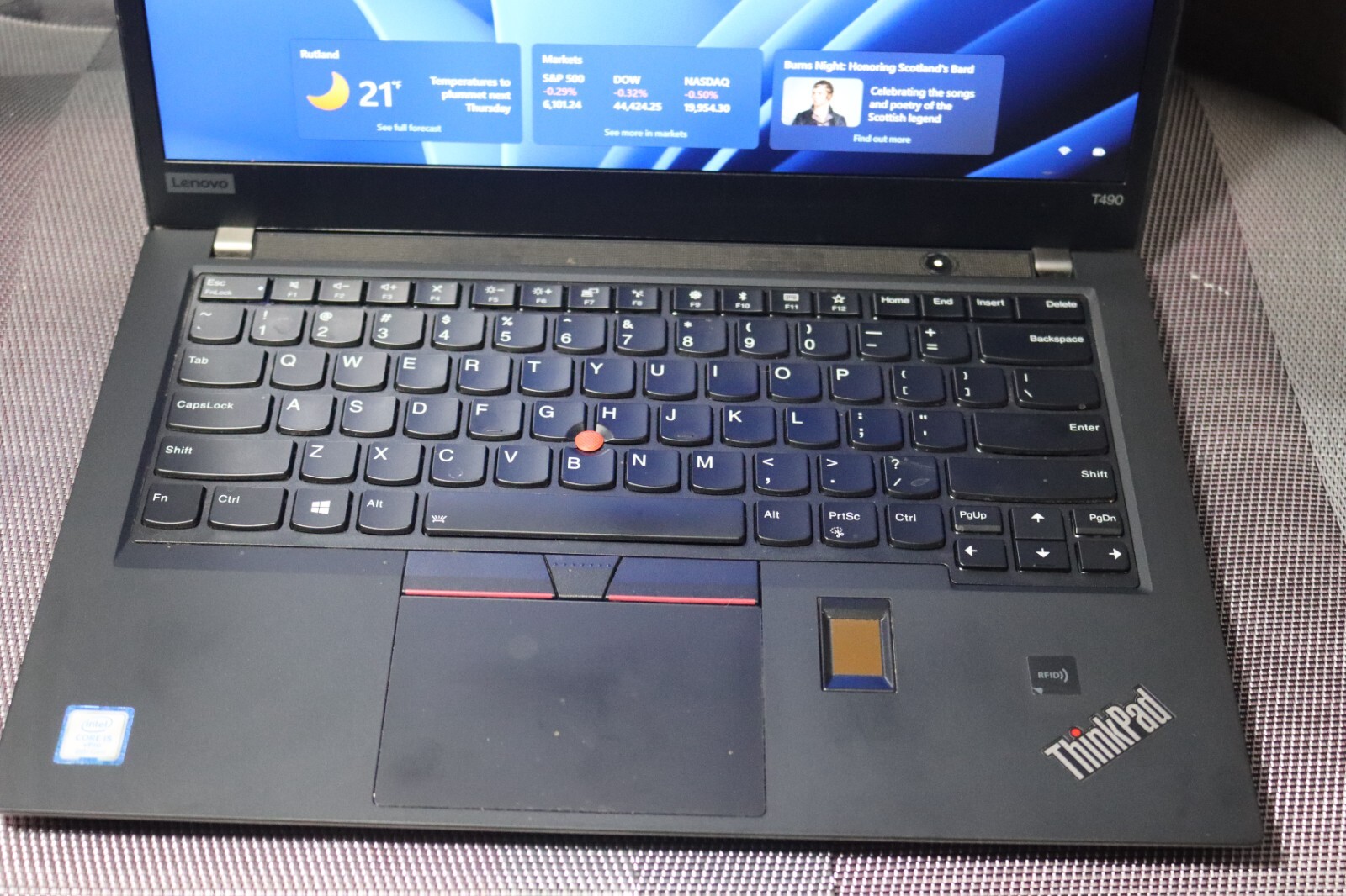 Lenovo Thinkpad T490 14 in (SSD,Intel Core i5 8th Gen.)