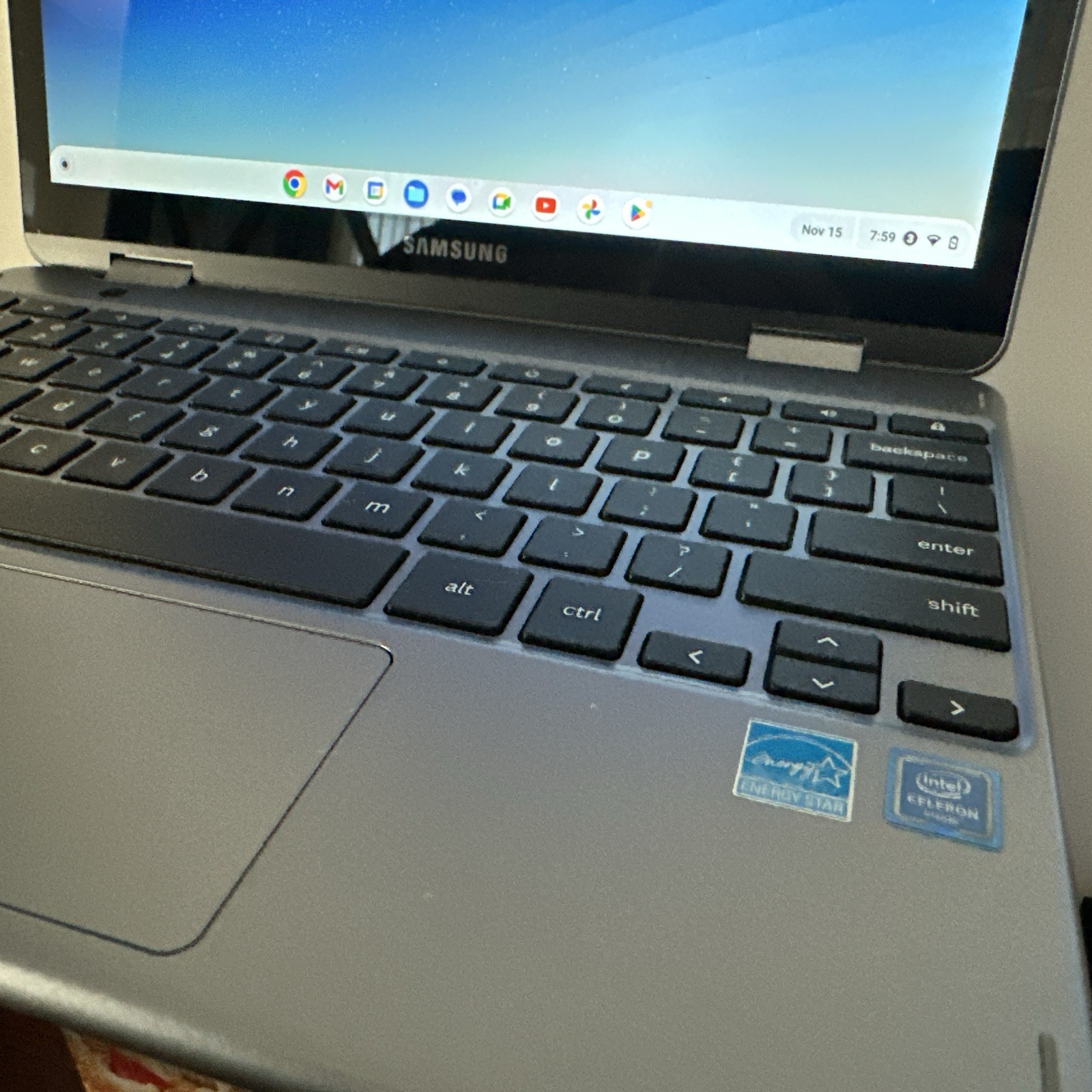 Samsung XE525QBB 12.2″ Celeron 3965Y 4GB Touchscreen Chrome Notebook Grade A