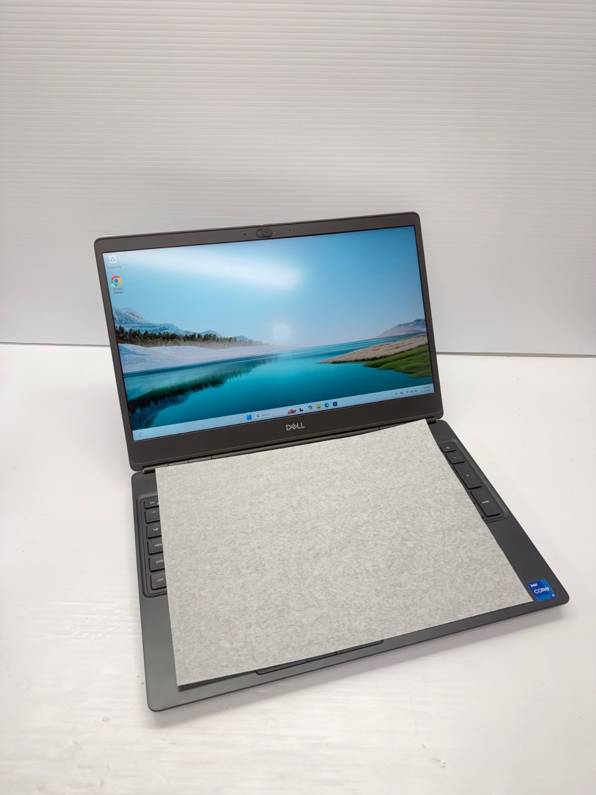 Dell Precision 7560 Laptop – 2.5 GHz i7-11850H 32GB 512GB Cam NVIDIA T1200 15.6″
