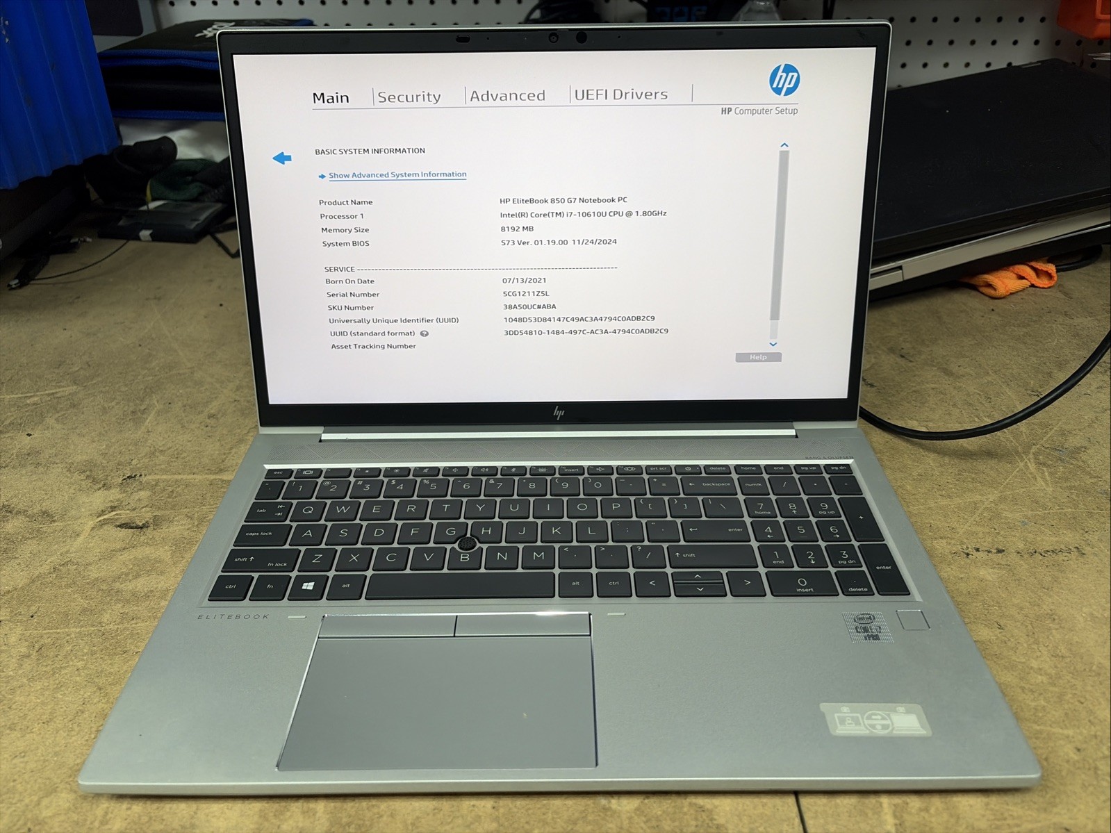 HP EliteBook 850 G7 15.6″ UHD i7-10610U 8GB RAM 256GB SSD No OS