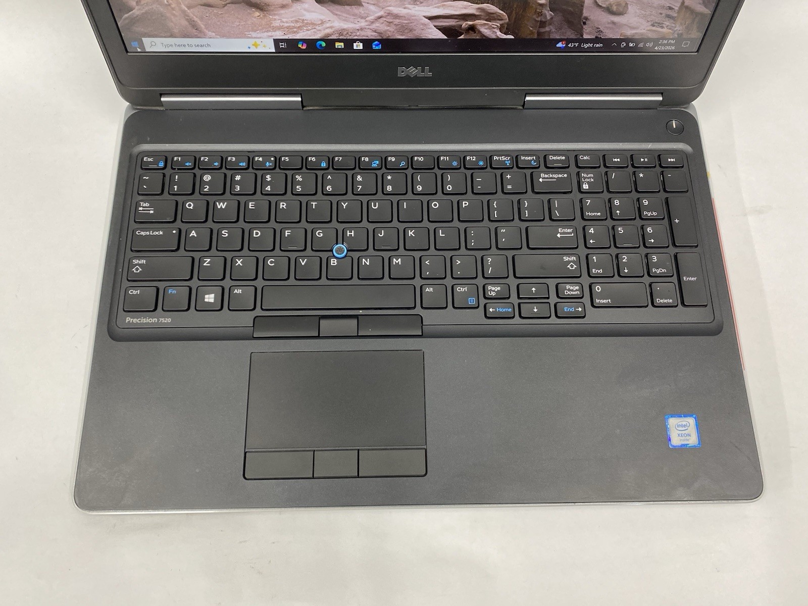 Dell Precision 7520 – 15.5″ FHD – E3-1545M – 16GB – 512GB SSD – Win 10 Pro