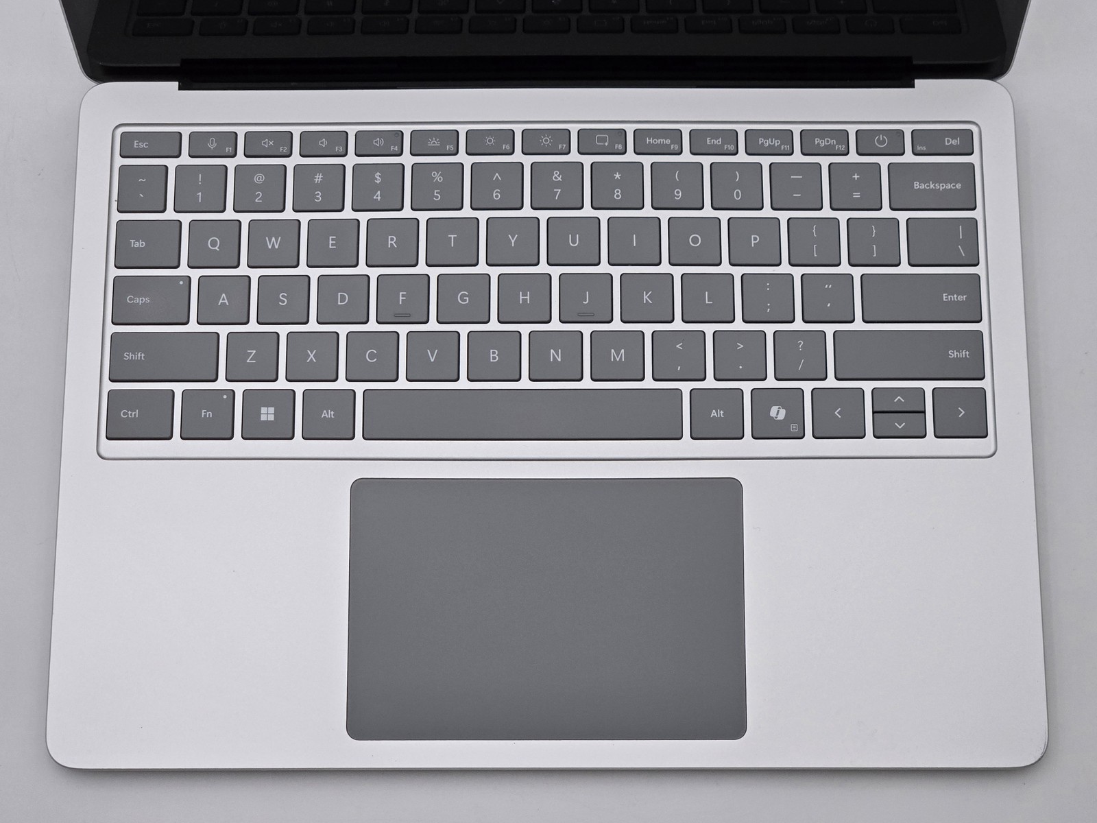 Microsoft Surface Laptop 7th Edition 13.8in Touch Snapdragon X 16GB 512GB W11