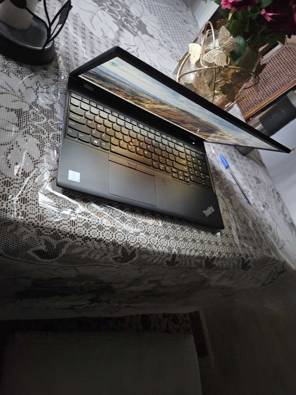 Lenovo Thinkpad T580 | i5-8350U Intel 1.9GHz | 8GB RAM | 256GB SSD | 15.6″