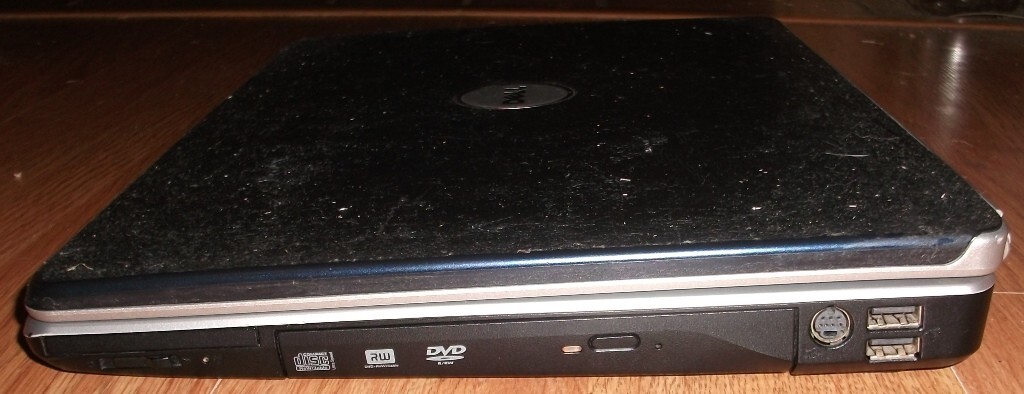 DELL Inspiron 1525 Laptop Boots To Windows 7; Comes with Charger; 2GB RAM, T3200