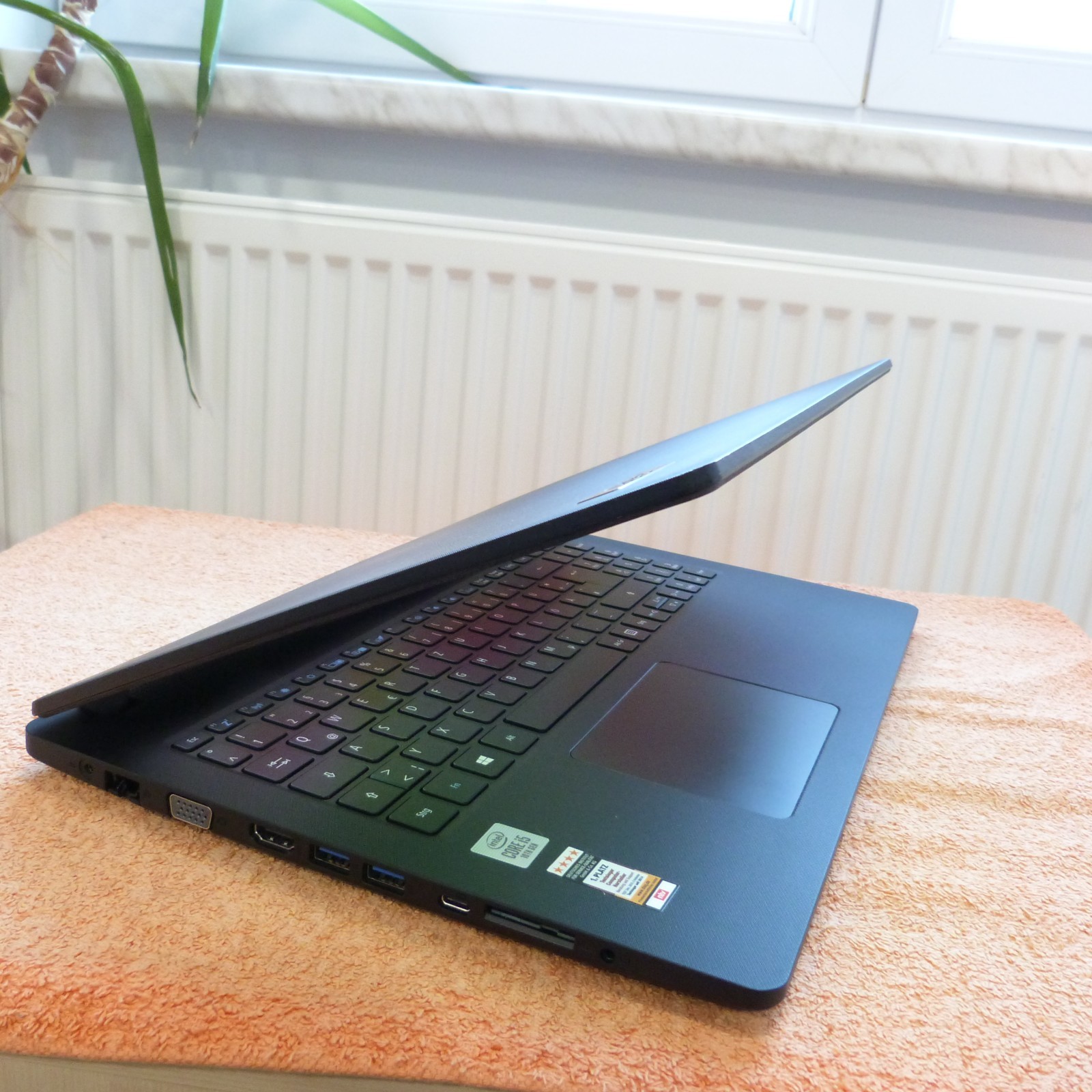 Acer P215 Travelmate POWER Core i5 10GEN I 15″ FULLHD I SSD Windows 11 PRO