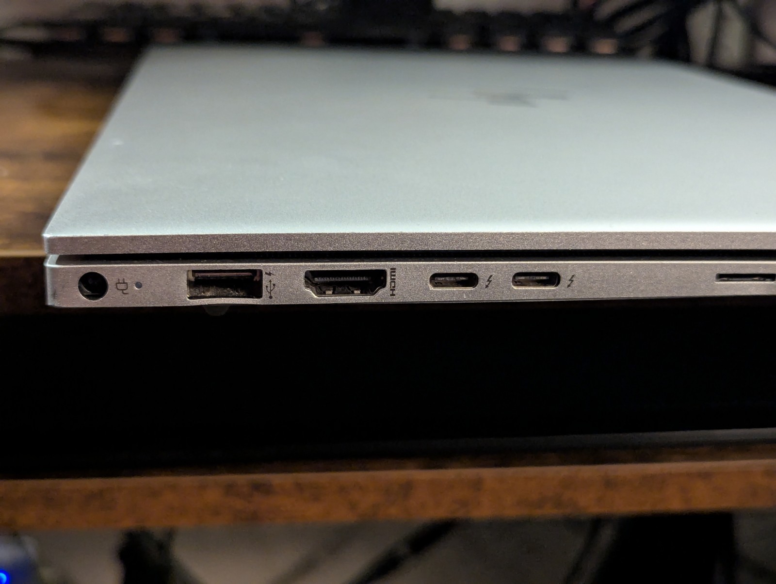HP ENVY 15-ep0025cl 15.6″ i7-10750H GTX 1660Ti 16GB RAM 512GB SSD W11 (Read)