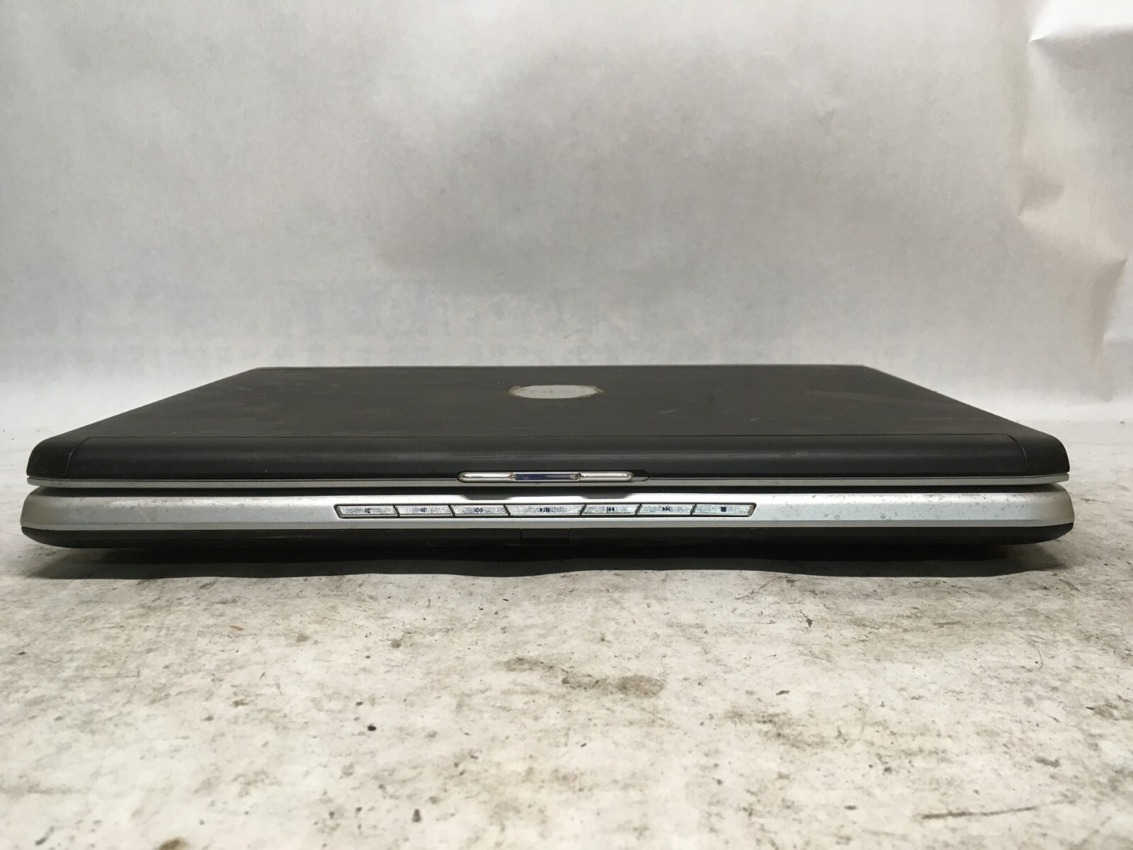 Dell Inspiron 1520 15″ (AS IS) Intel Core Duo – JZ