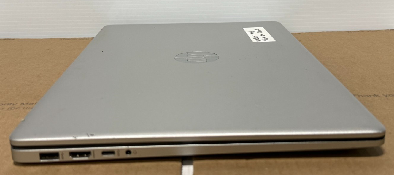 Hp Laptop 17-cn0023dx i5-1135G7 2.40Ghz 16GB M2-512SSD Windows 11 Home