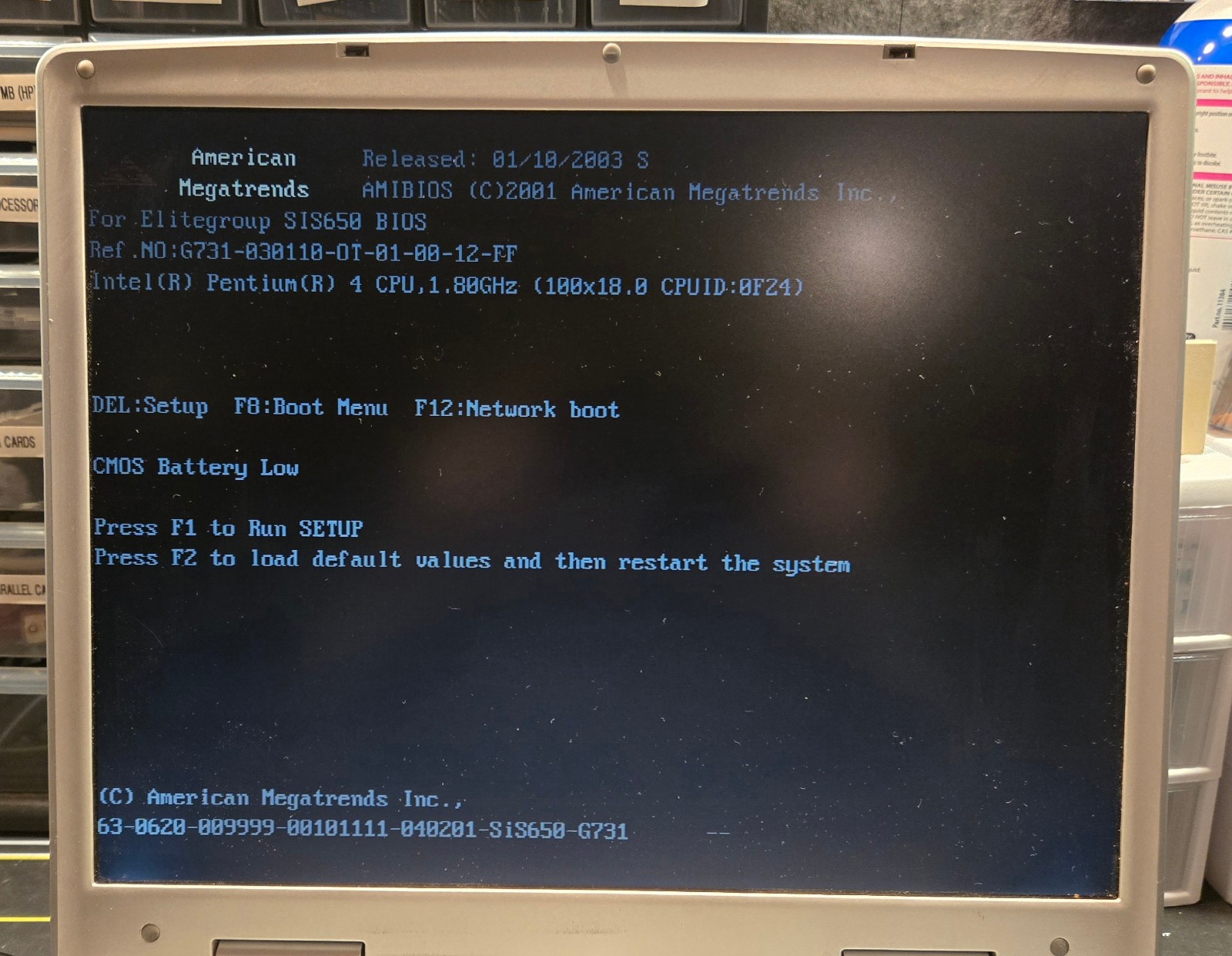 Vintage Nobilis Green731 (Intel Pentium 4 @ 1.80 GHz, 768 MB RAM, WinXP Home)