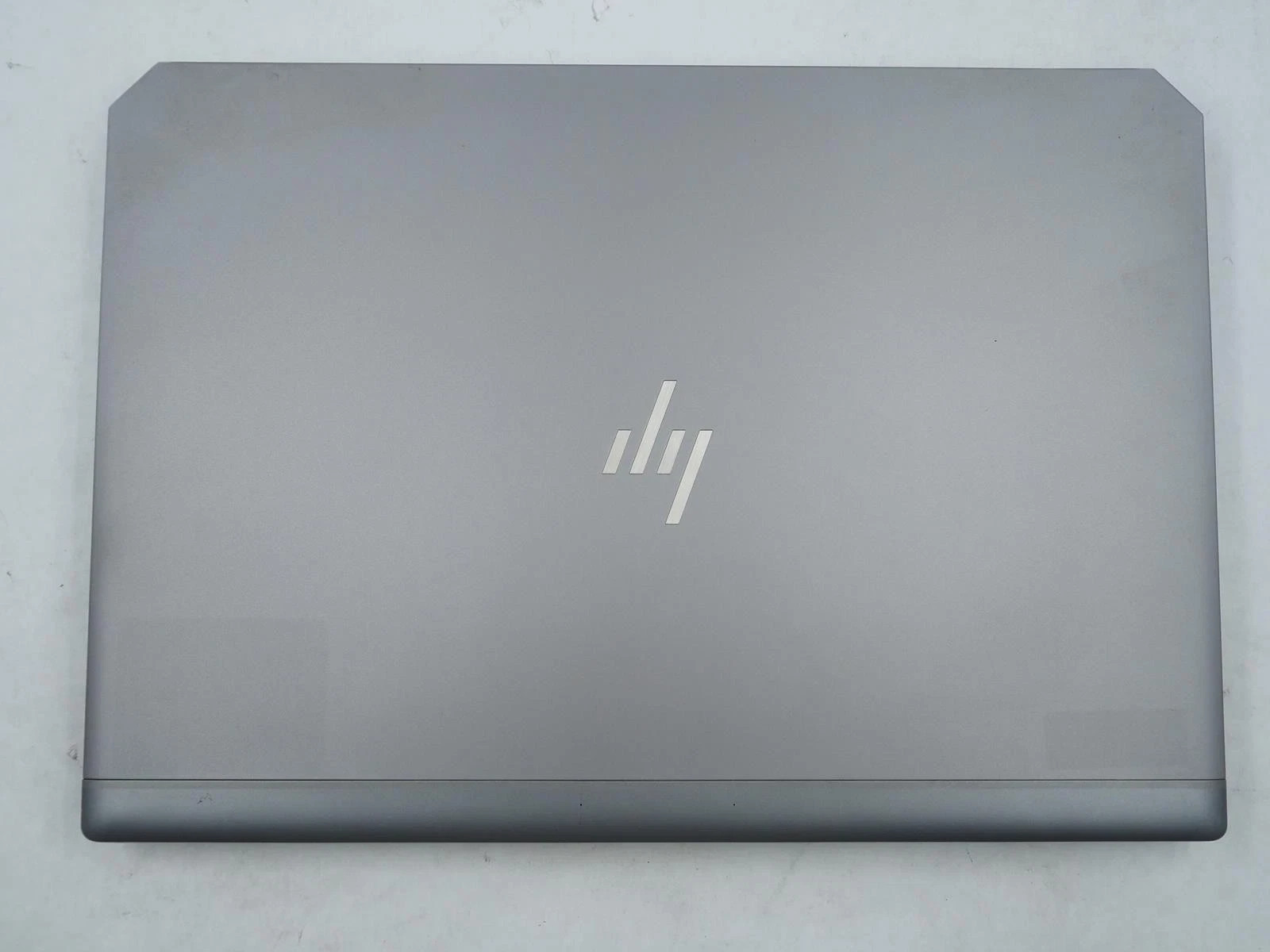 HP ZBook 15 G5 i7-8850H 2.60GHz 56 GB RAM Quadro P2000 512 SSD + 1TB SSD Win11