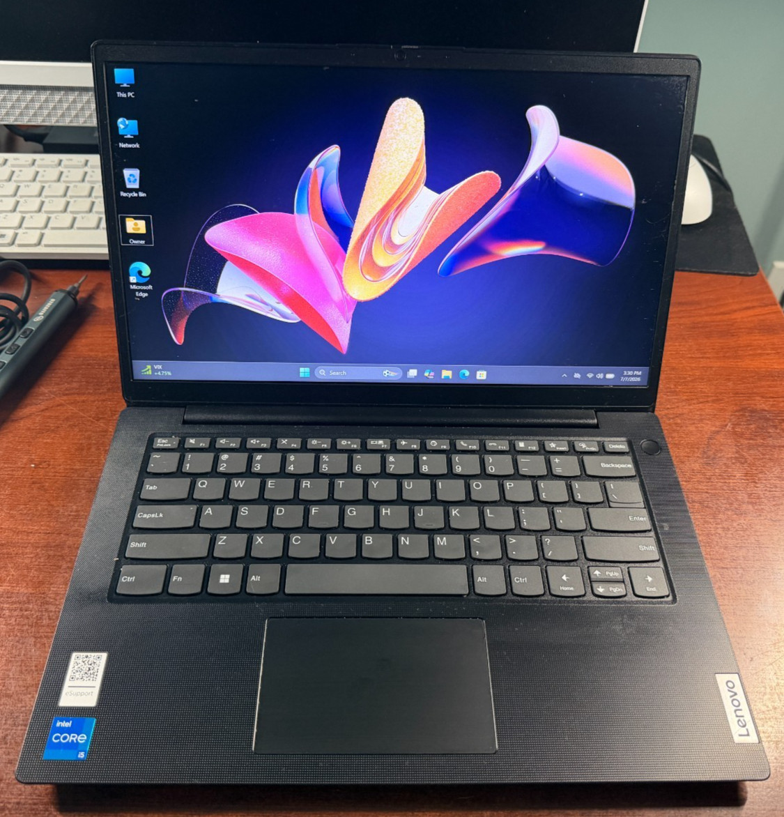 Lenovo V14 G2 ITL Laptop 14″ FHD Core i5-1135G7 12GB RAM 256GB SSD Win11 Pro