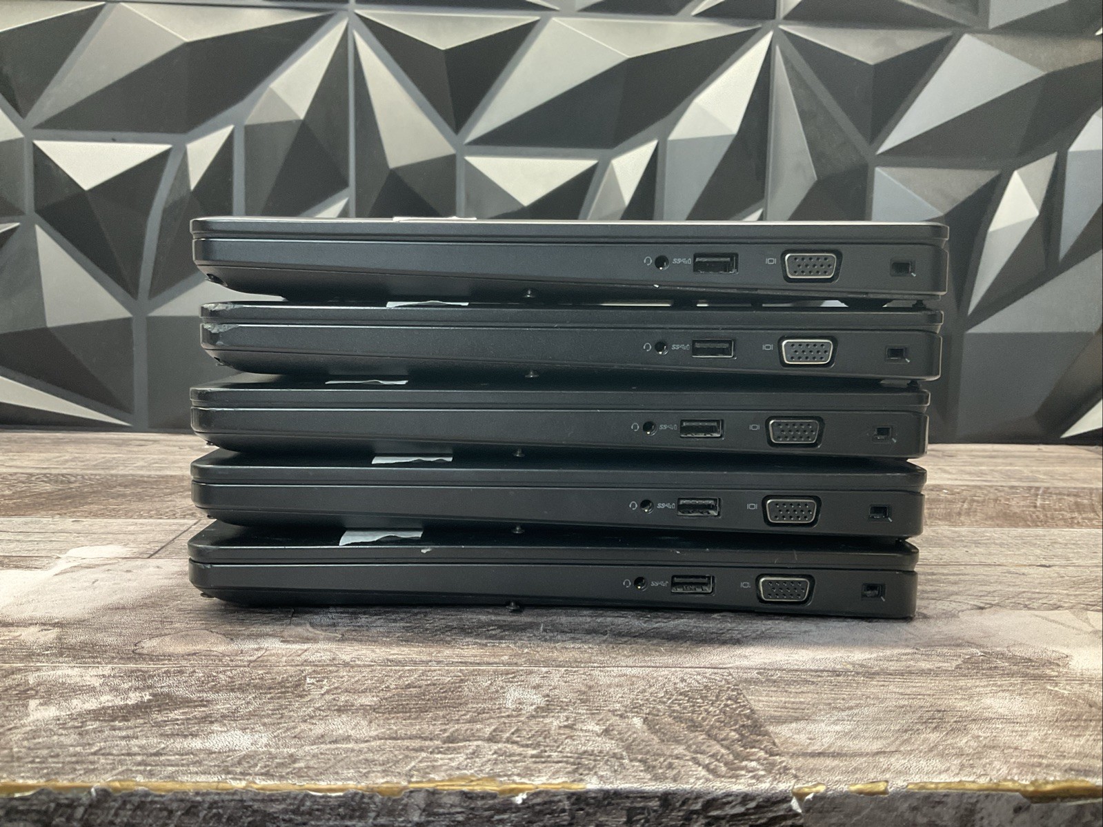 Lot of 5 Dell Latitude 5480 / i5 6th Gen / No RAM / No SSD / J6