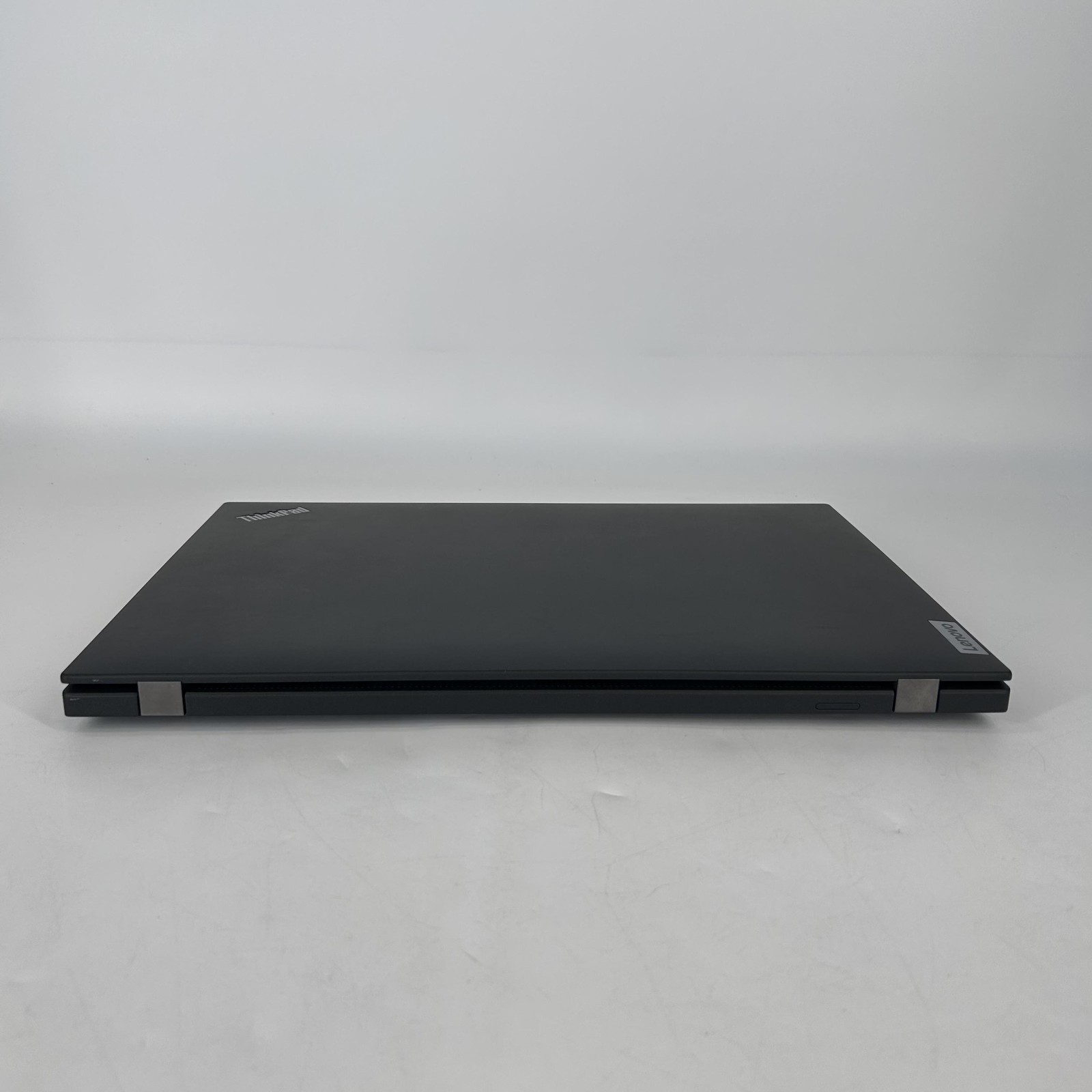 Lenovo ThinkPad T16 Gen 2 FHD+ 1.8 GHz i7-1365U 16GB 1TB SSD Very Good