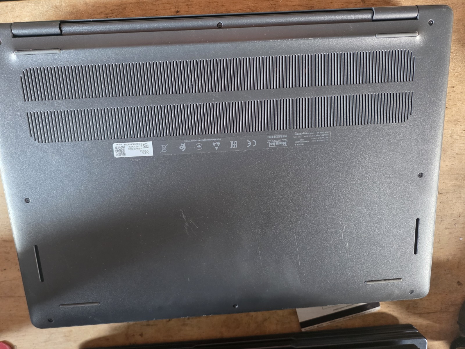 Dell Dc16250 16″ Touch Intel® Core™ 7-150U, 10 cores Crk Lcd Lot X 2