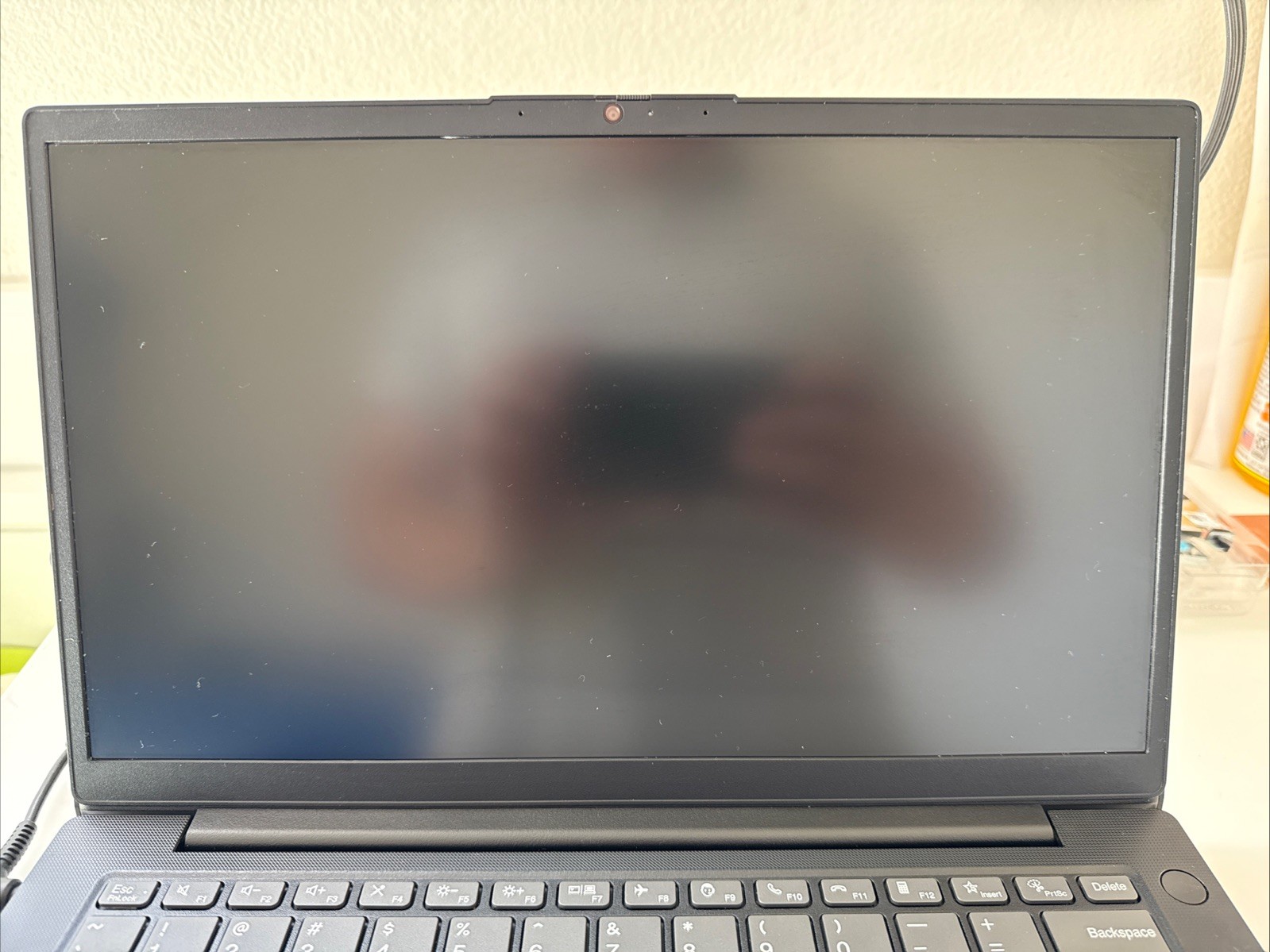 Lenovo V14 G2 ALC 14″ FHD AMD Ryzen 5 5500U 500GB NVMe SSD 8GB RAM Win 11 Pro