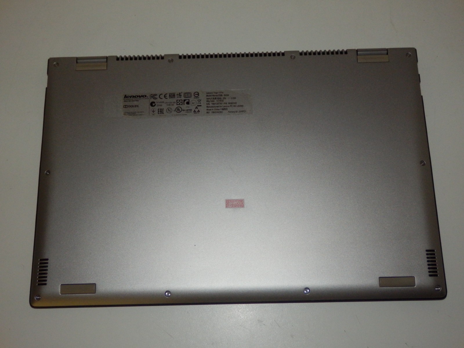 Lenovo Yoga 2 Pro 20266, Intel i5-4200U, 8GB Ram 256GB SSD, 13.3″ inch QHD+, Original Box