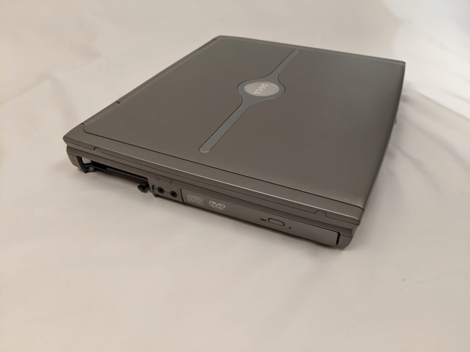 Dell Inspiron 1150 Laptop 512MB RAM No hdd read
