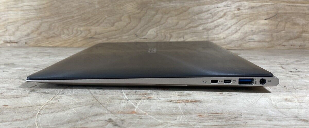 Asus ZenBook 13.3in/ Full HD Display/ Intel i7-3517u 1.9GHz/4GB RAM BATT 84%