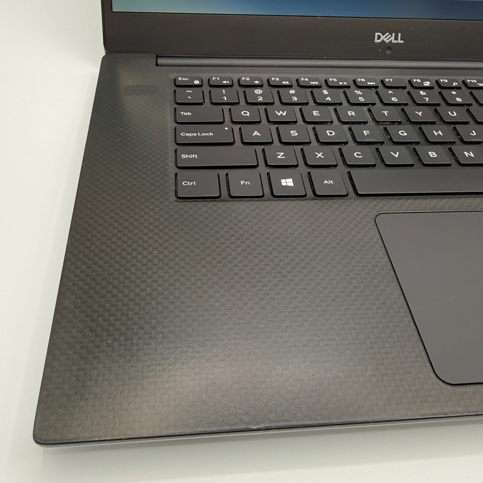 Dell Precision 5530 i7-8850H 16GB 128GB SSD Quadro P1000 Win11
