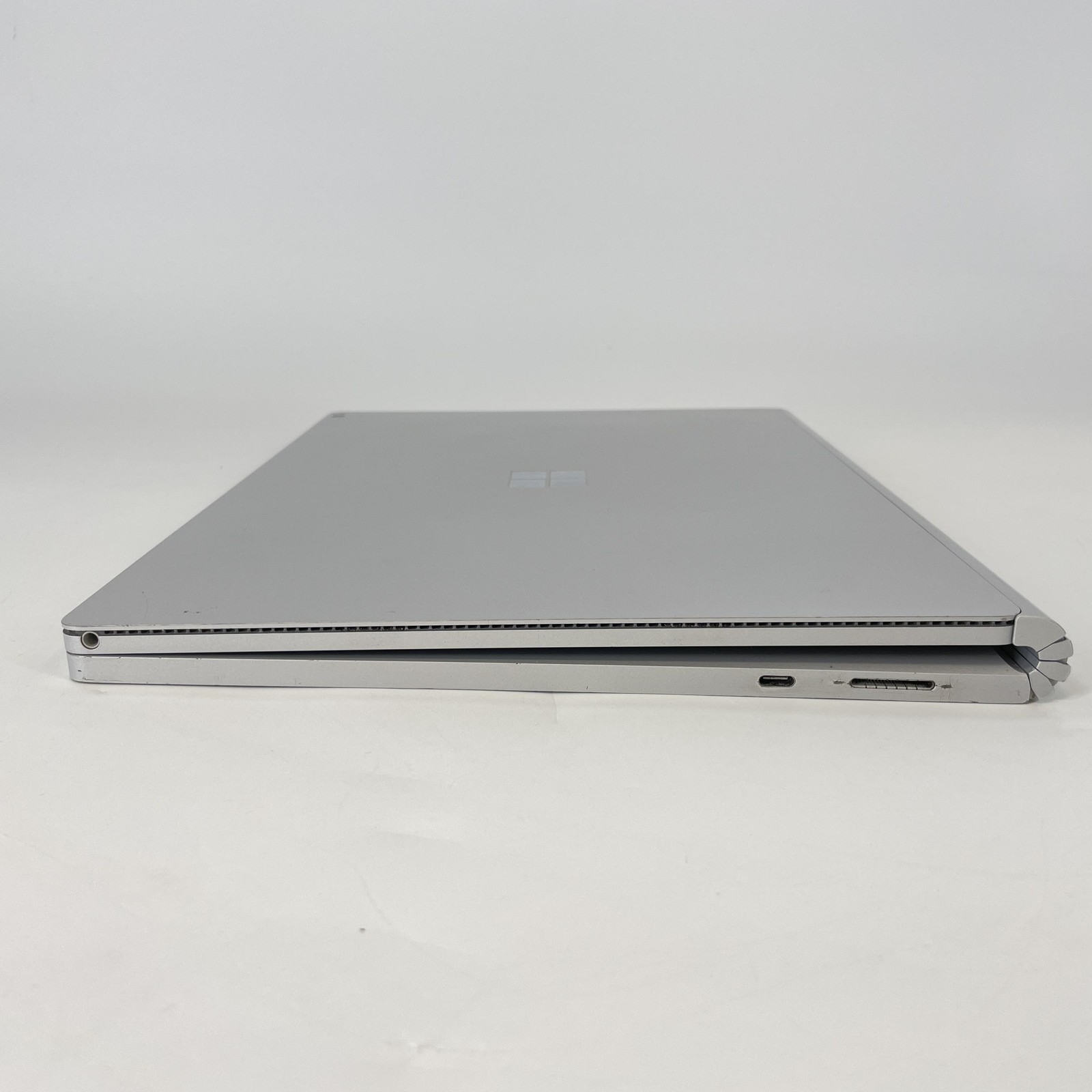 Microsoft Surface Book 2 15 Silver TOUCH i7-8650U 1.90GHz 16GB 256GB SSD Good