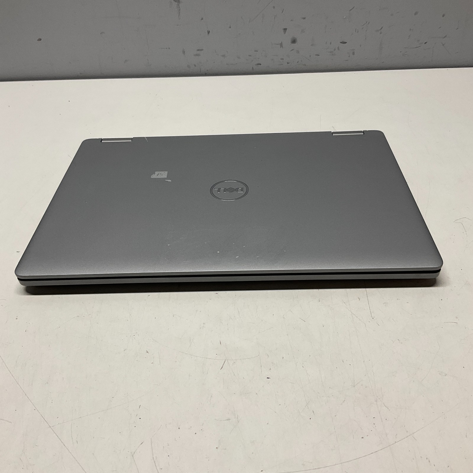 Dell Latitude 3310 2-in-1 Intel i5-8265U 1.60GHz 4GB RAM 128GB SSD Windows 11