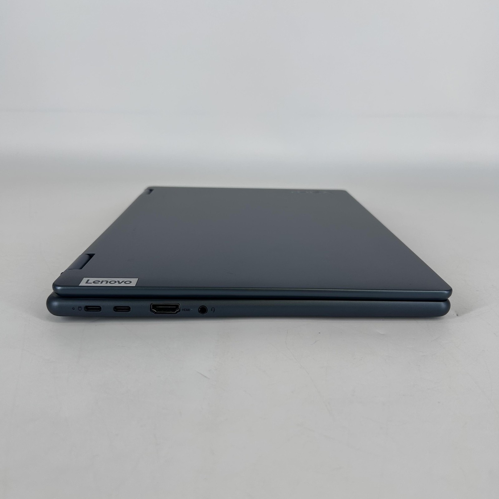 Lenovo Yoga 6 13.3 FHD+ TOUCH 2.0 GHz Ryzen 5 7530U 8GB 256GB SSD Very Good