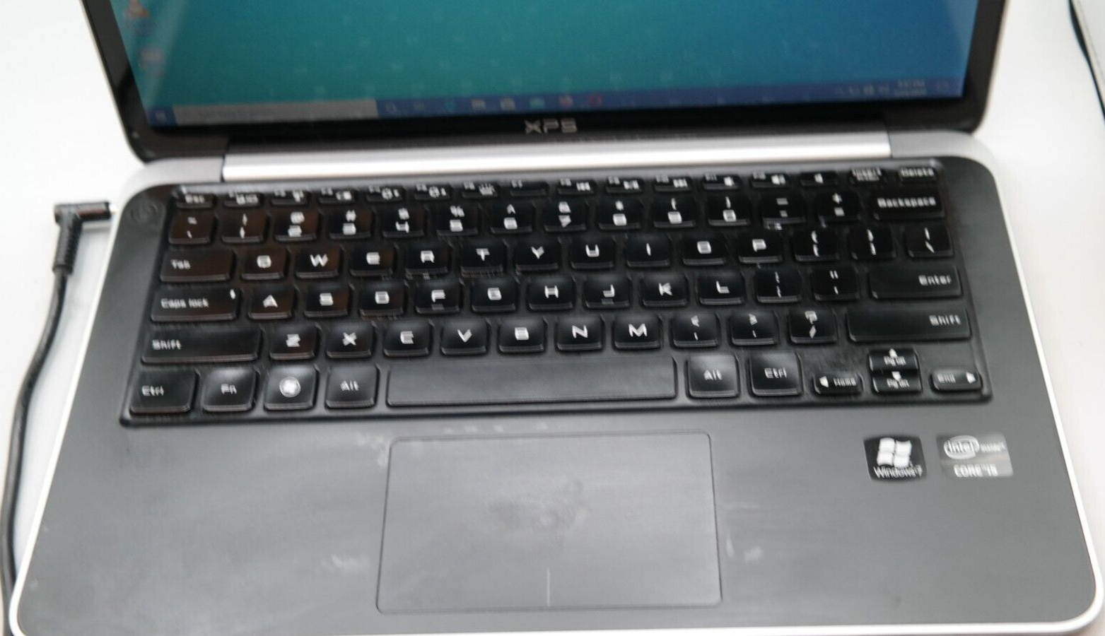 Dell XPS 13 L321X PC Laptop, Intel Core i5-2467M 4gb ram 237 ssd bad bat- parts