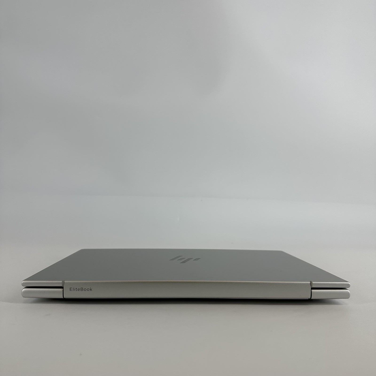 HP Elitebook 6 G1i 14 FHD+ 2.1 GHz Ultra 5 235U 16GB 512GB SSD Excellent