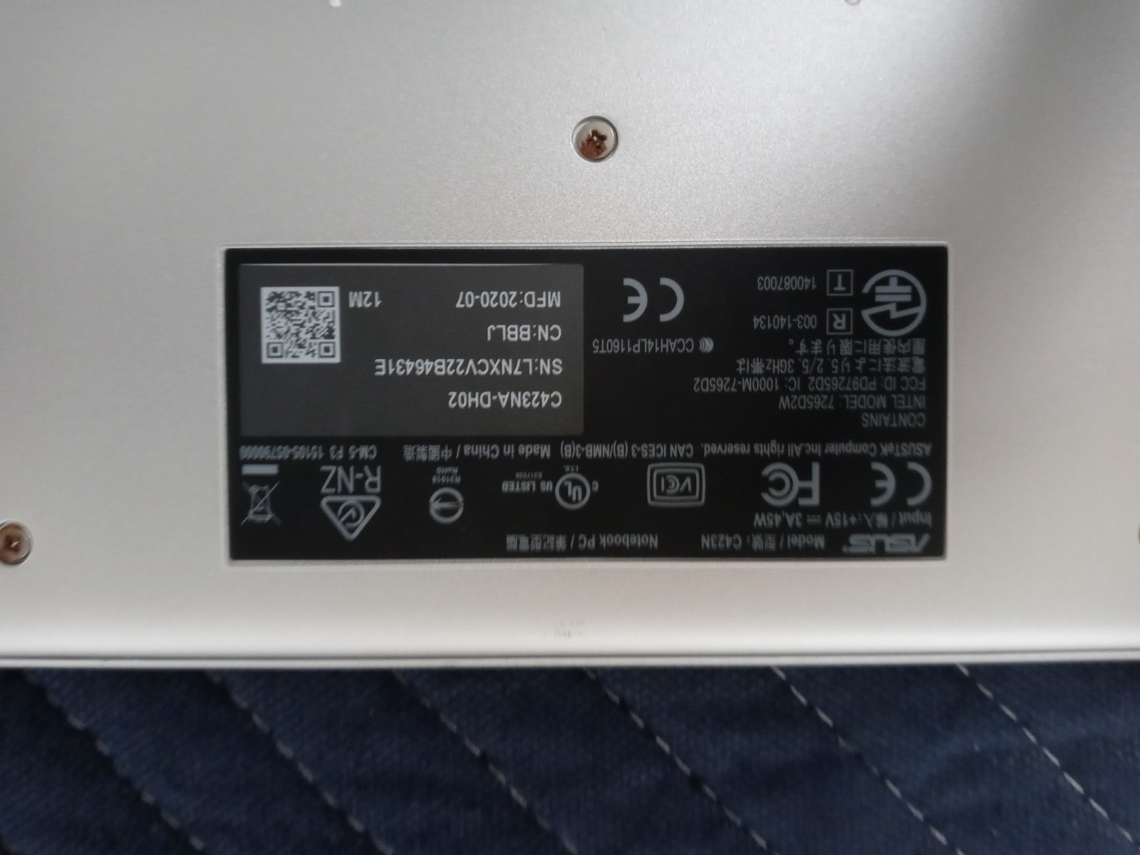 ASUS Chromebook Intel Model 7265D2W-11.6-inch 4GB 32GB HD Non-Touch,Silver C423N