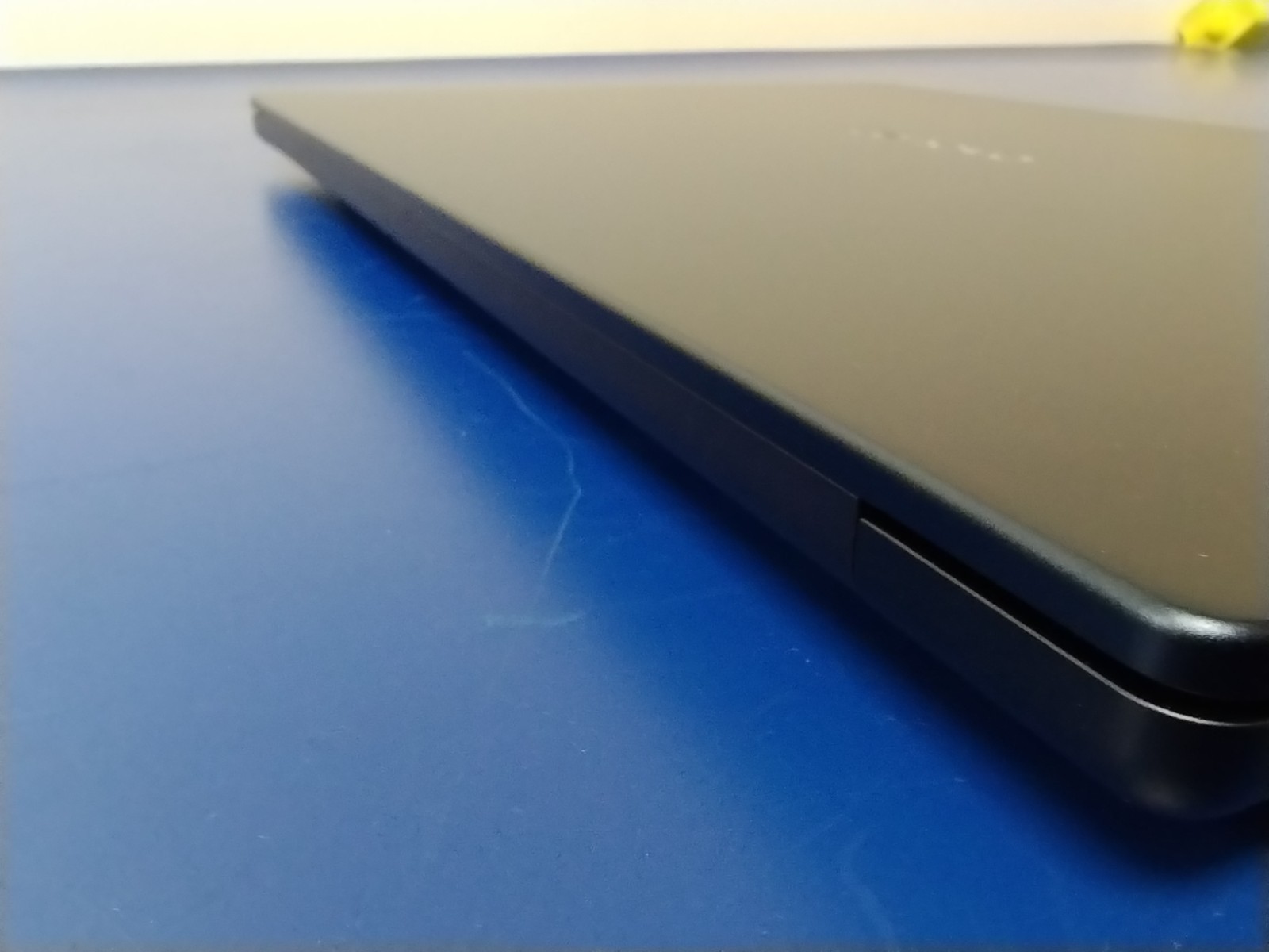 LENOVO SLIM 7 14ILL10, Intel Core Ultra 7 258V, 2.20 GHz, 32 GB RAM, 1 TB NVMe