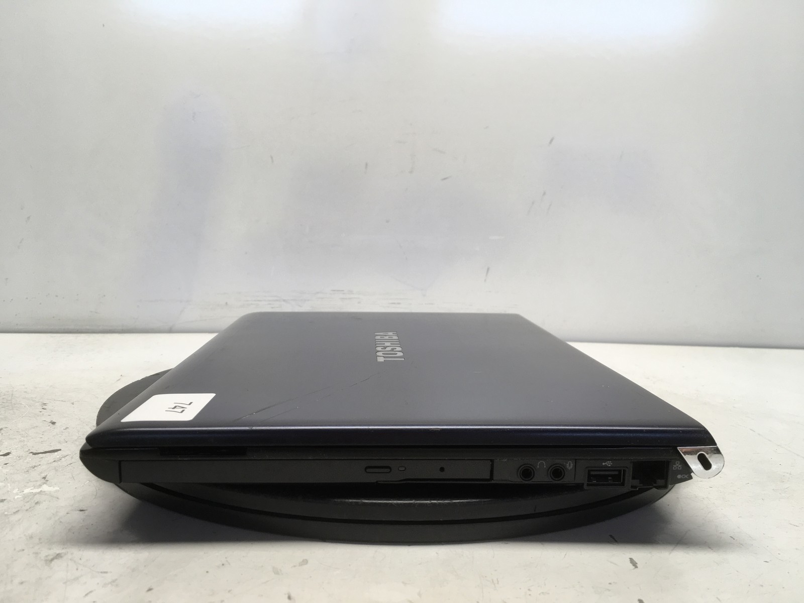 Toshiba Satellite Portege R705-P25 Intel i3-M350 2.27GHz 4 GB NO HDD No Batt