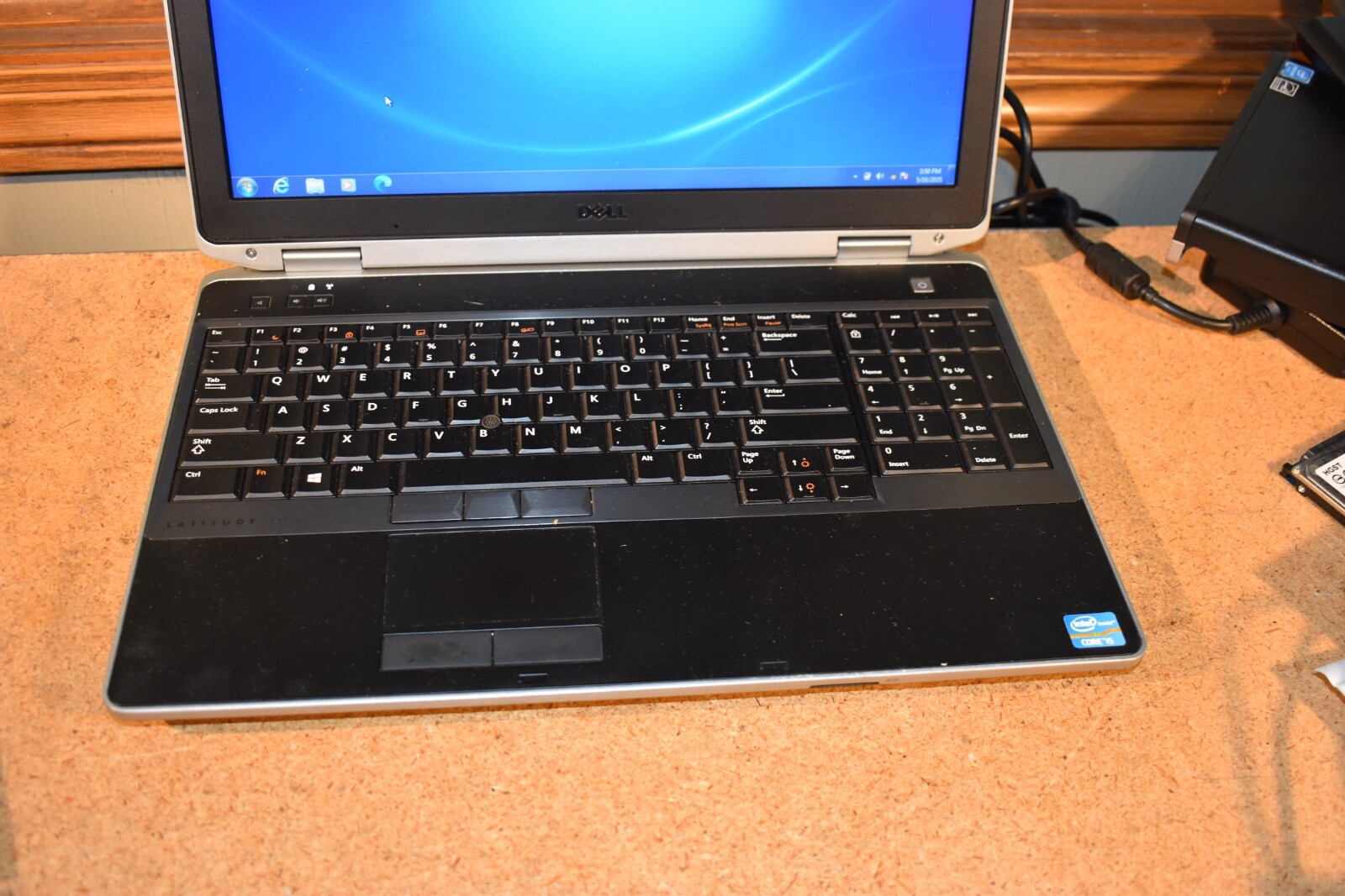 Dell Latitude E6530 Intel Core i5-3340M Windows 7 Pro SSD 32-bit NVidia 5200M