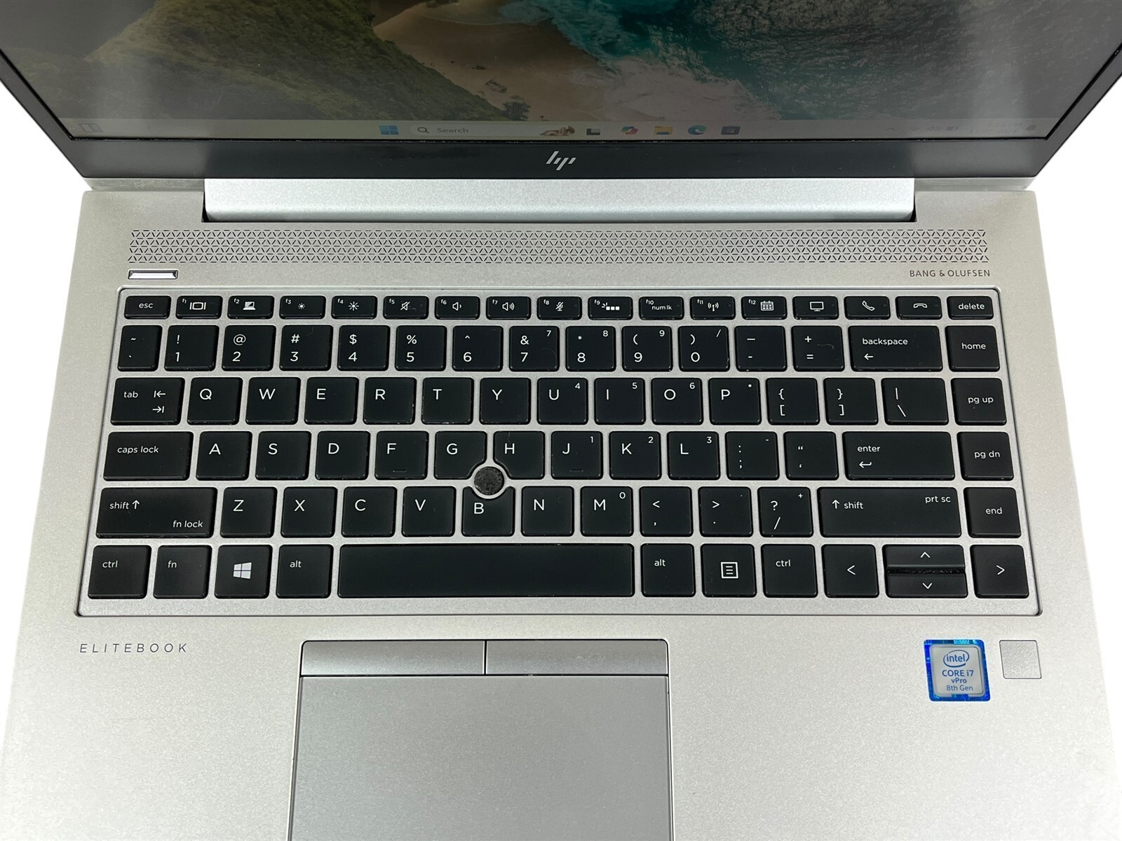 HP EliteBook 840 G5 i7-8650U 1.9GHz 8GB DDR4 512GB SSD WIN 11 PRO 14″ Laptop PC