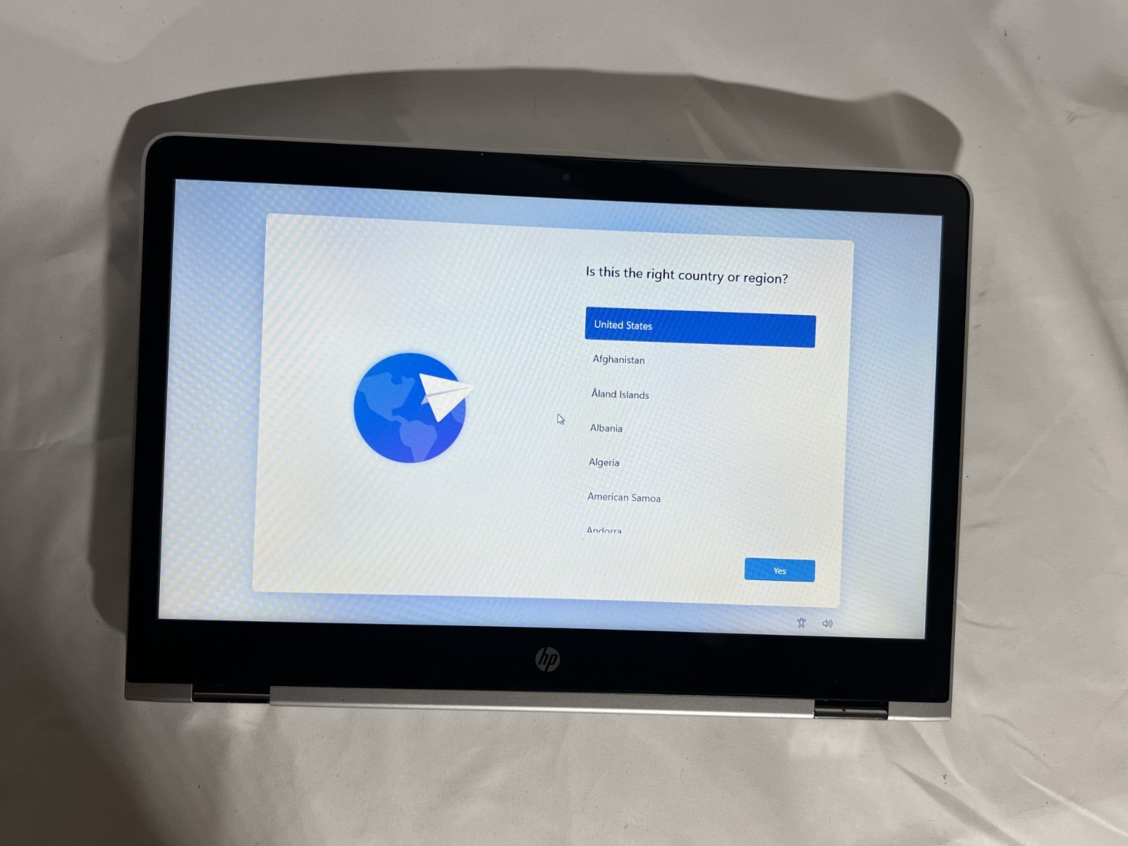 HP Pavilion x360 m Convertible: Core i3-7100U @2.40GHz, 8Gb RAM, HDD+SSD, HP-OEM