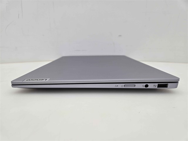 Lenovo Slim 7 14IRP8 Notebook 14″ i7-1360P 16GB 1TB SSD 83A40003US