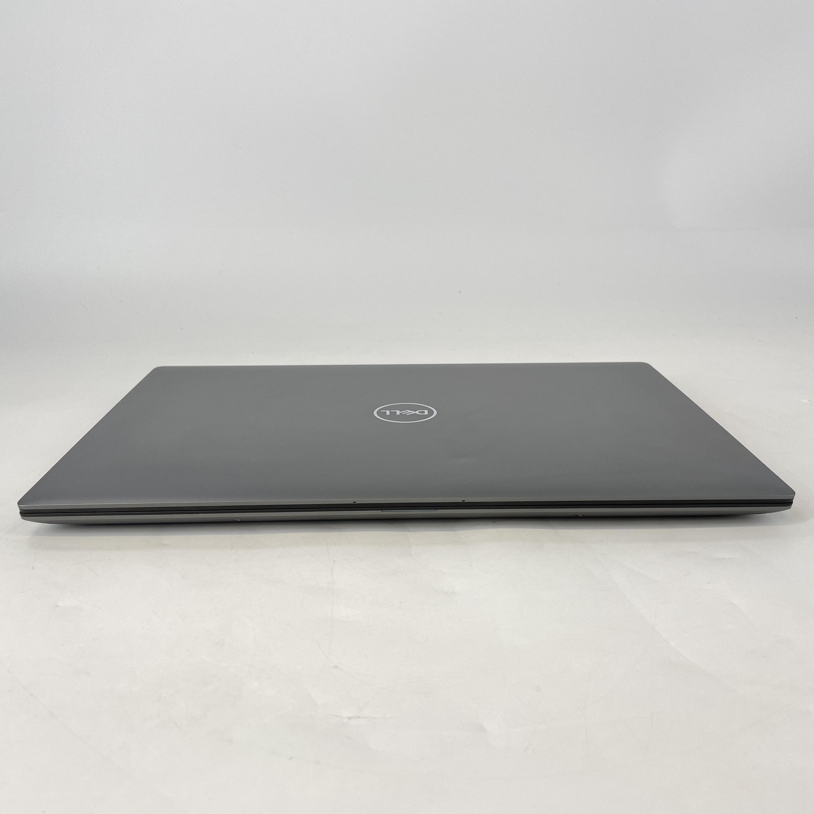 Dell Precision 5690 16 FHD+ 3.8 GHz Ultra 7 165H 64GB 1TB SSD RTX 2000 Ada Good