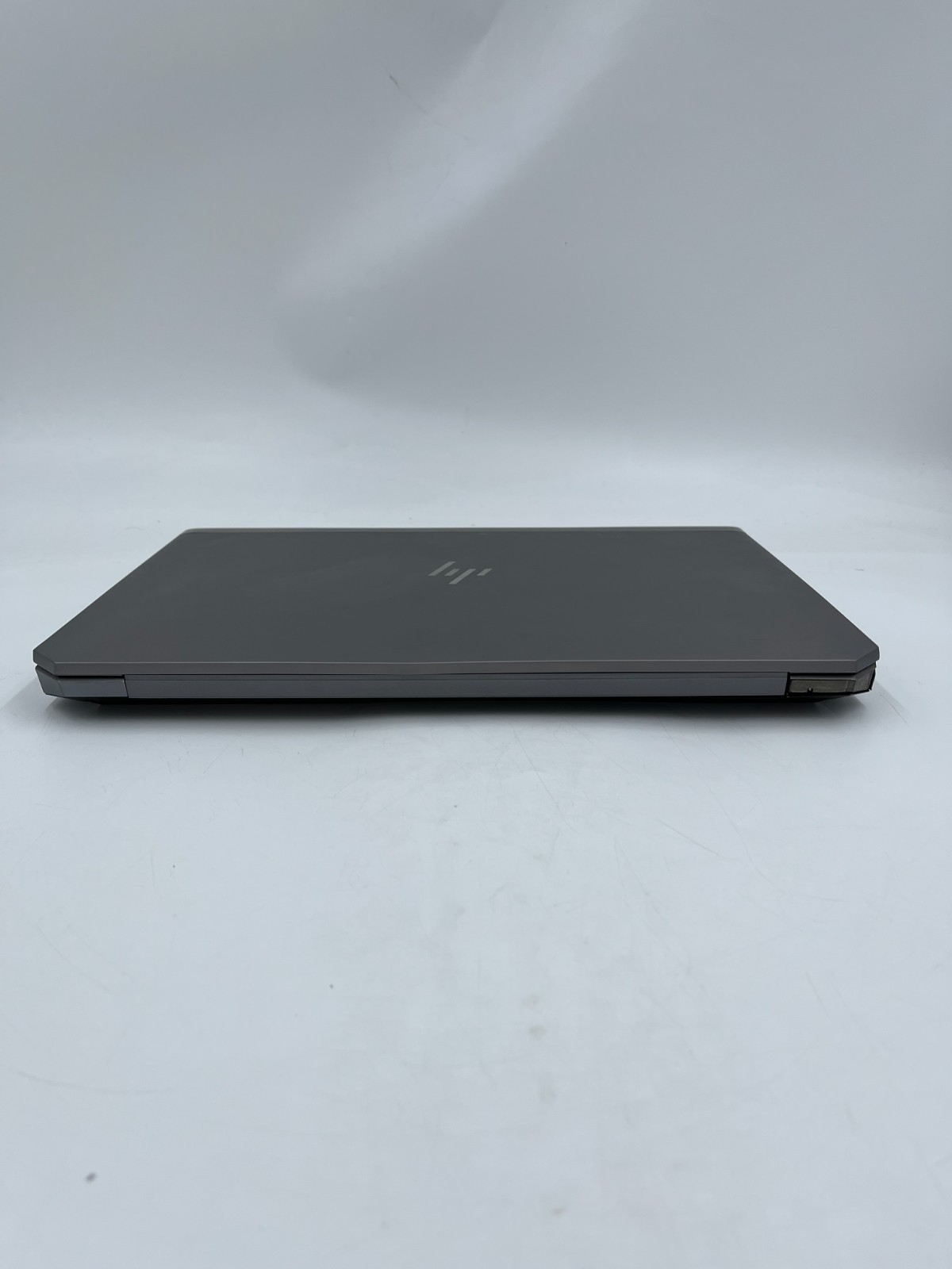 HP zBook 15 G5 i7-8750H 2.20GHz 16GB Ram 512GB SSD Win 11 PRO P1000