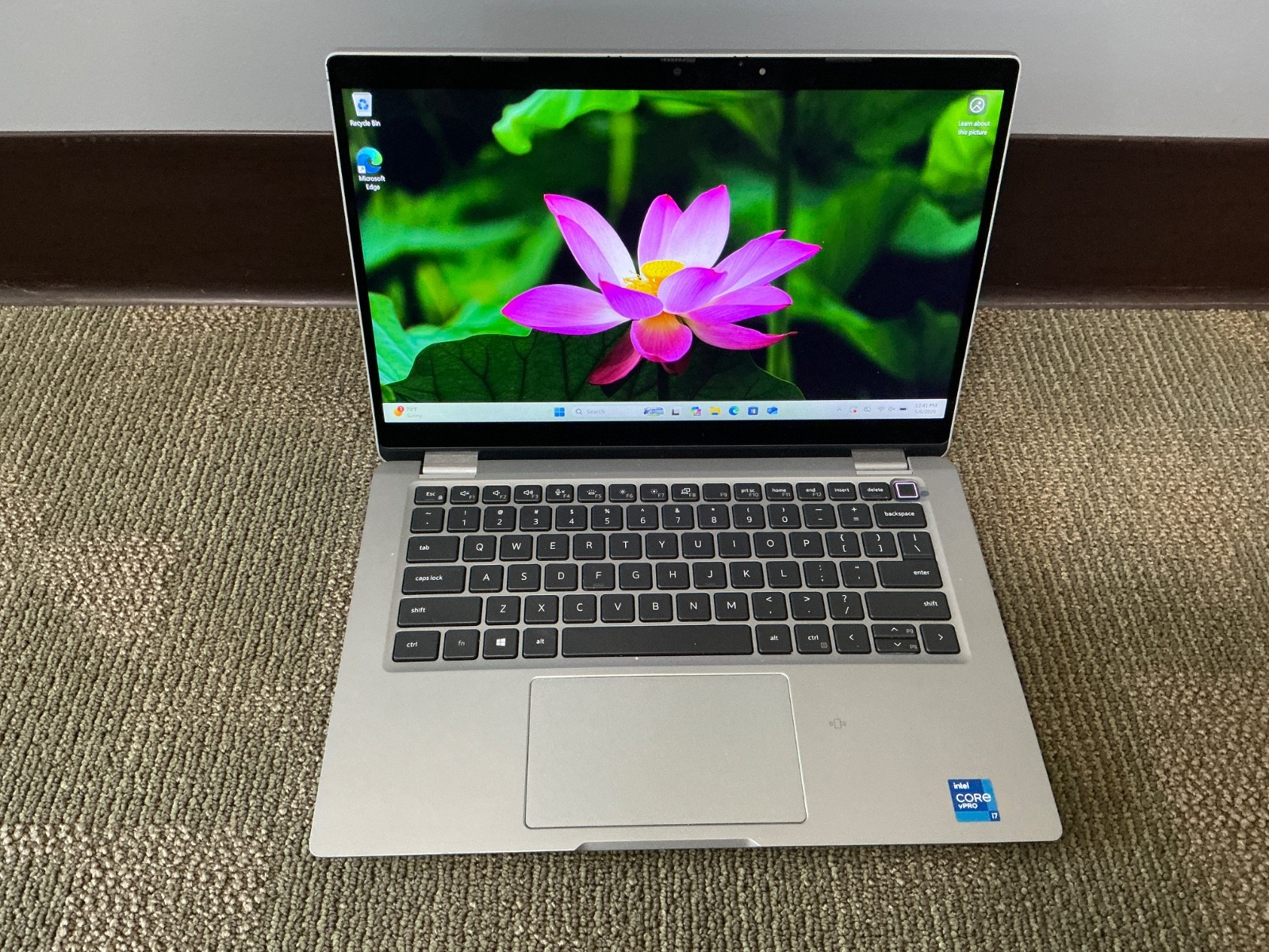 Dell Latitude 5320 2-in-1 13.3-Inch FHD Touch i7-1185G7 16GB 512GB Win11 Pro